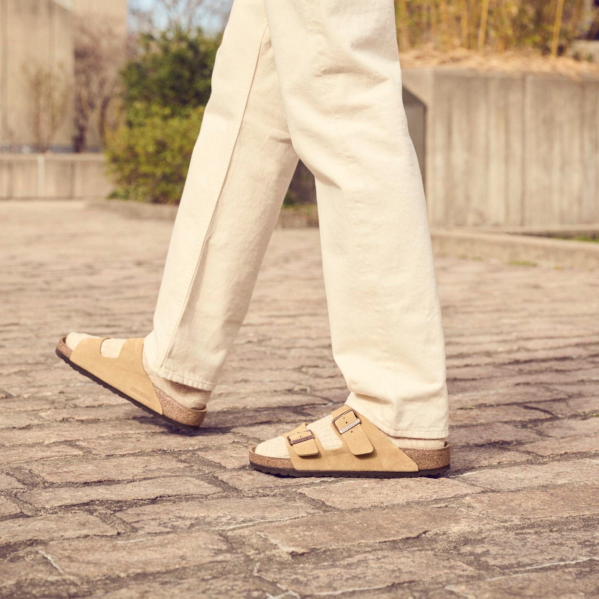 Birkenstock Arizona latte cream suede