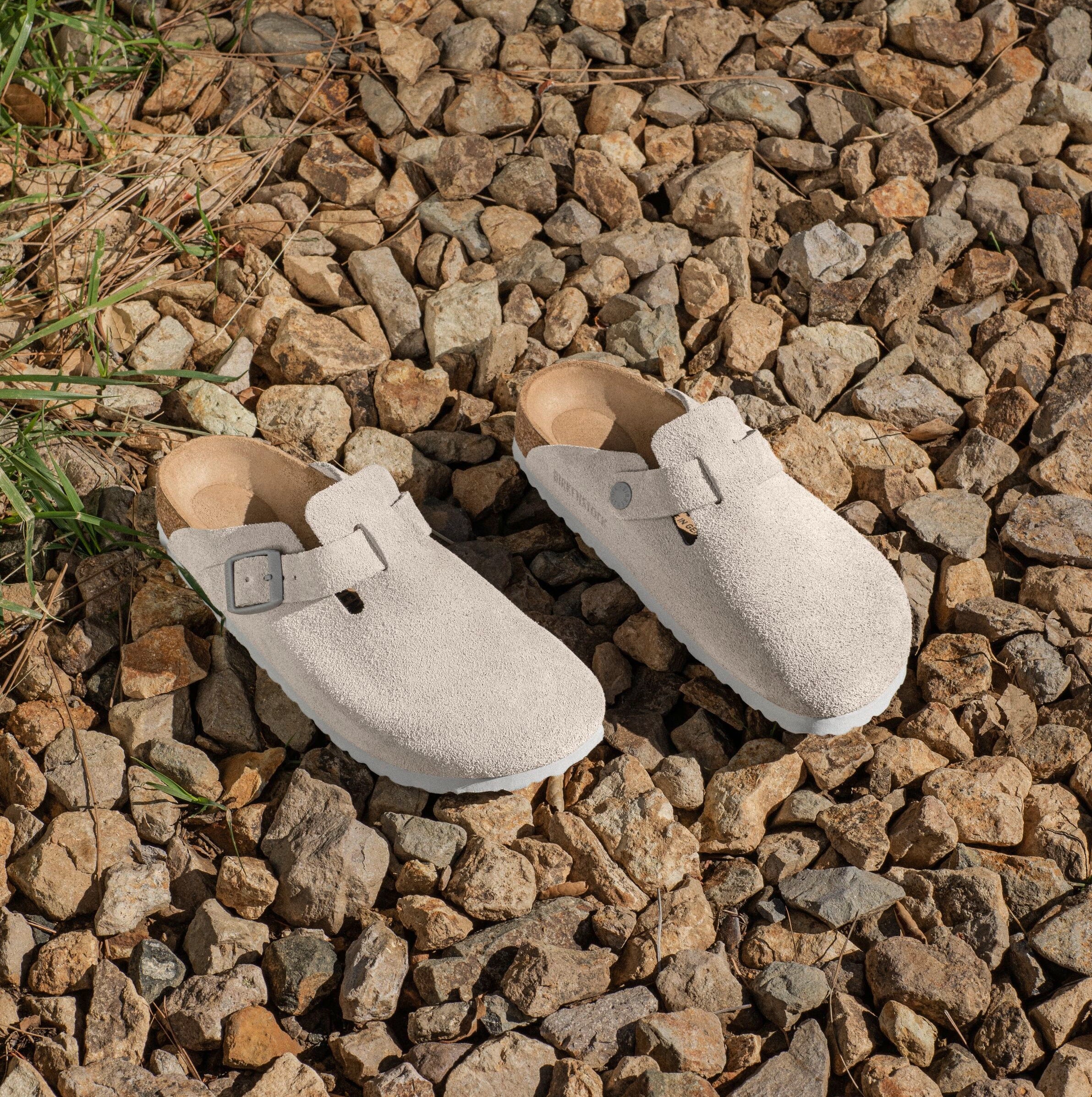 Birkenstock Boston stone coin suede