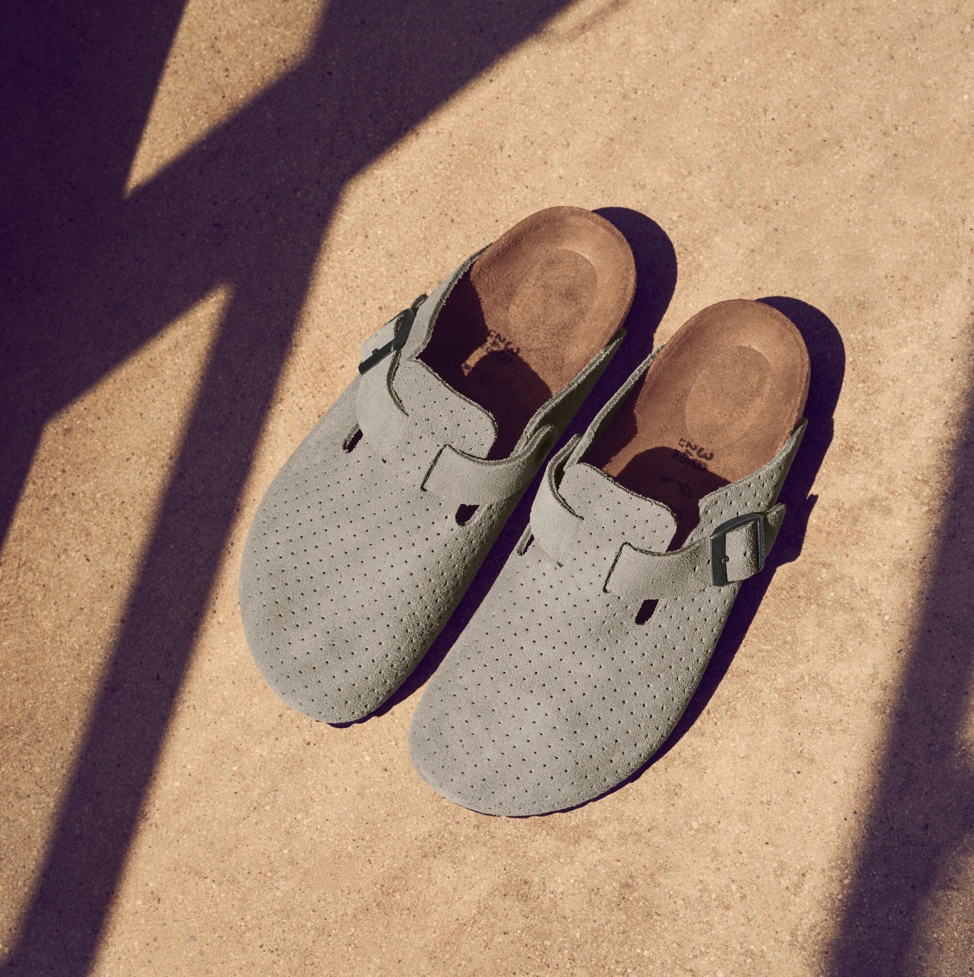 Birkenstock Boston dotted stone coin suede