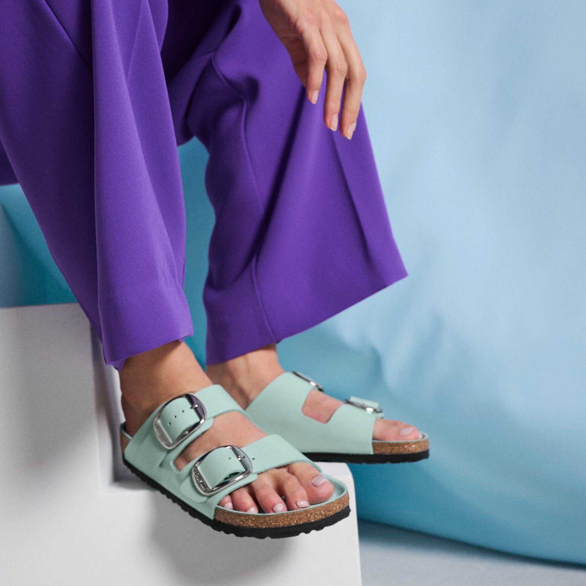 Birkenstock Arizona Big Buckle high shine surf green leather