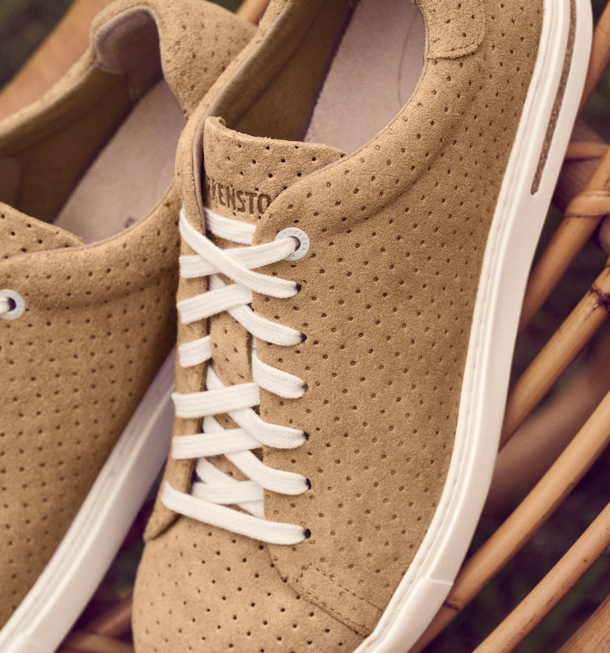 Birkenstock Bend Low dotted new beige suede