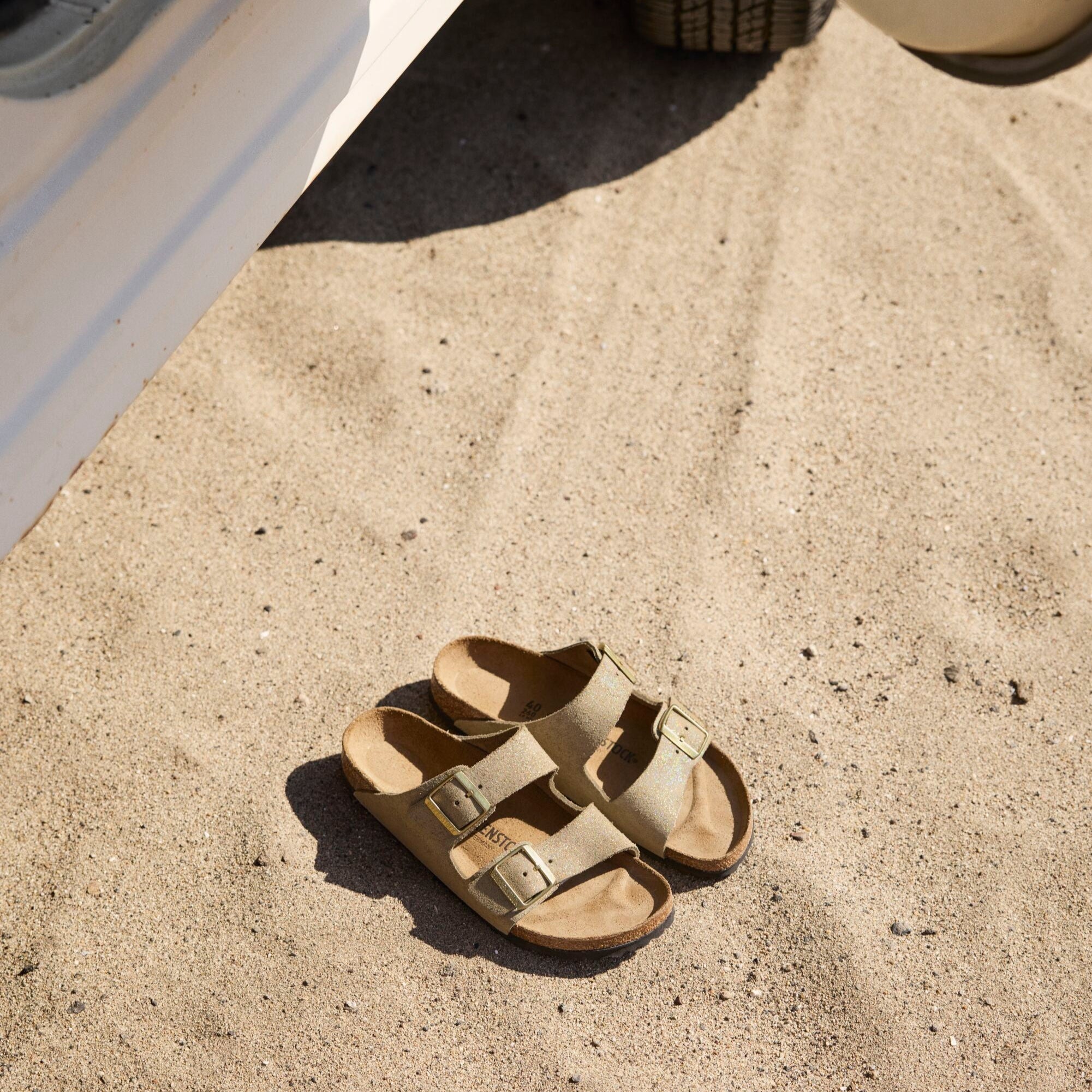 Birkenstock Arizona shimmering taupe suede