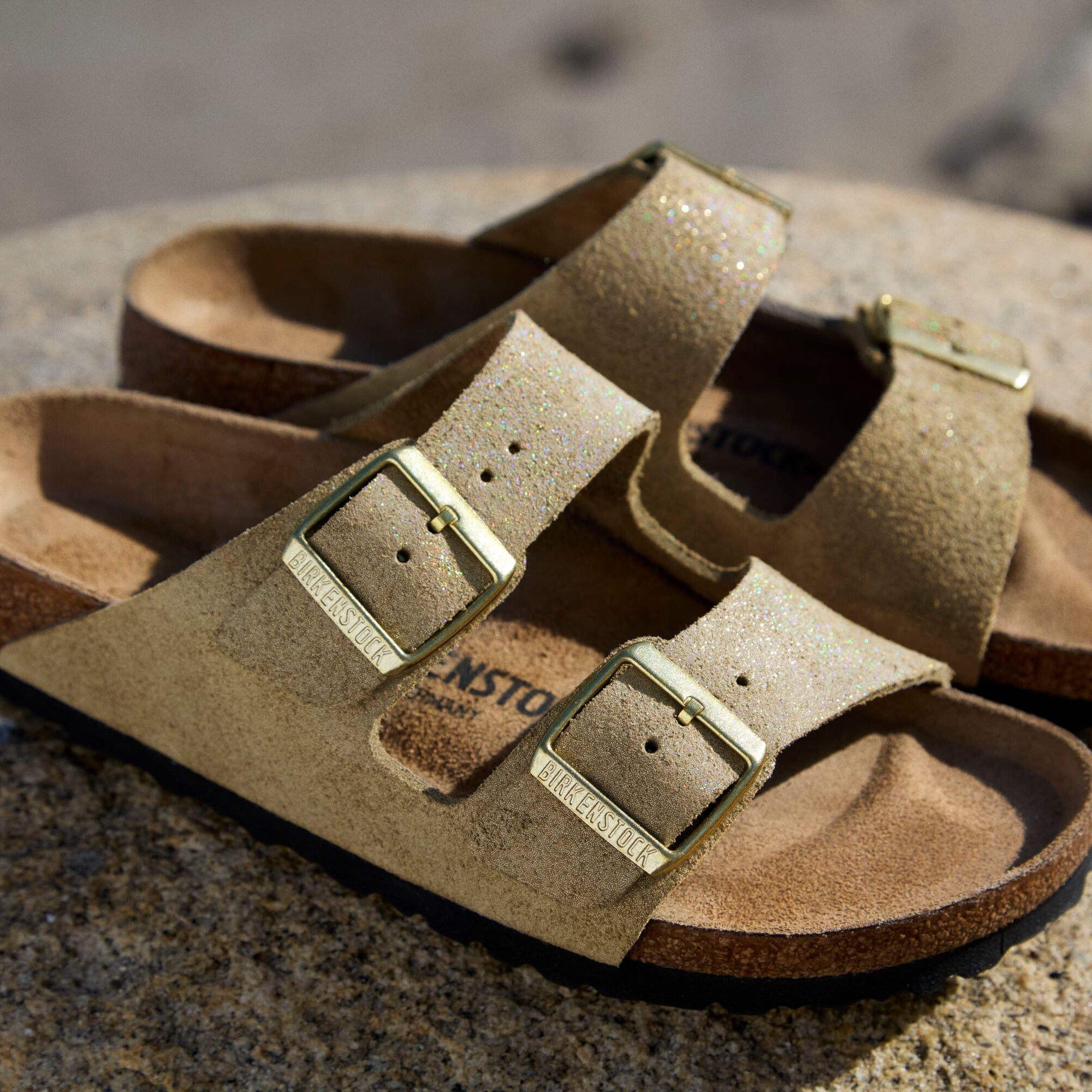 Birkenstock Arizona shimmering taupe suede
