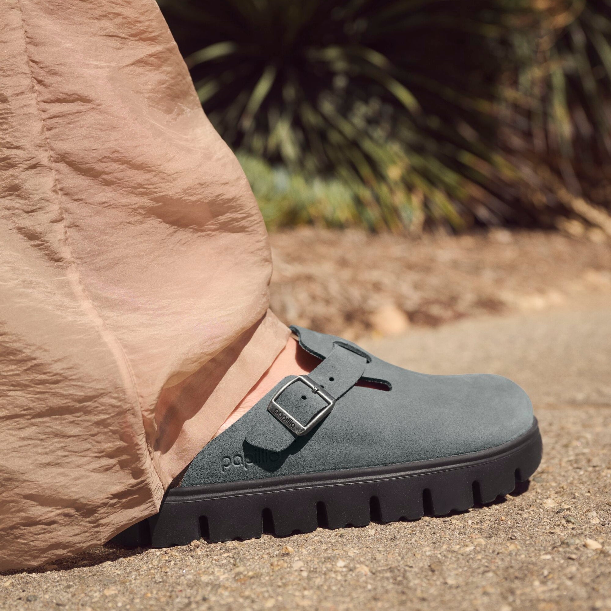 Papillio Boston Chunky basalt gray suede by Birkenstock