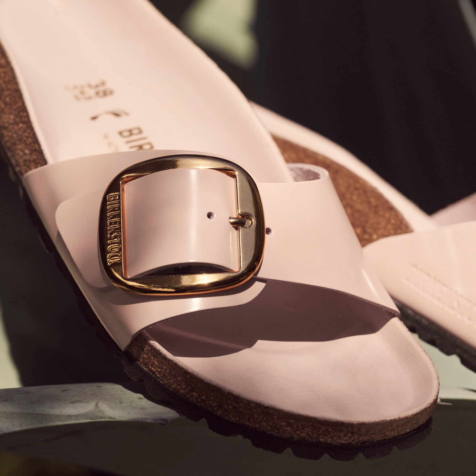 Birkenstock Madrid Big Buckle high shine light rose leather