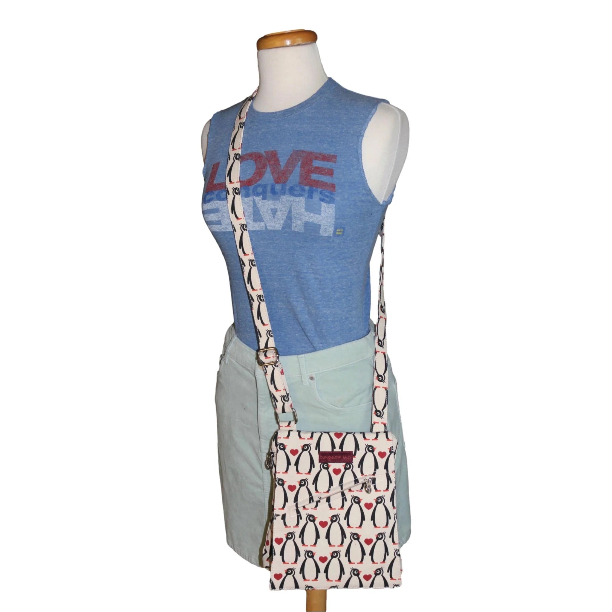 Bungalow 360 Small Messenger Bag penguin