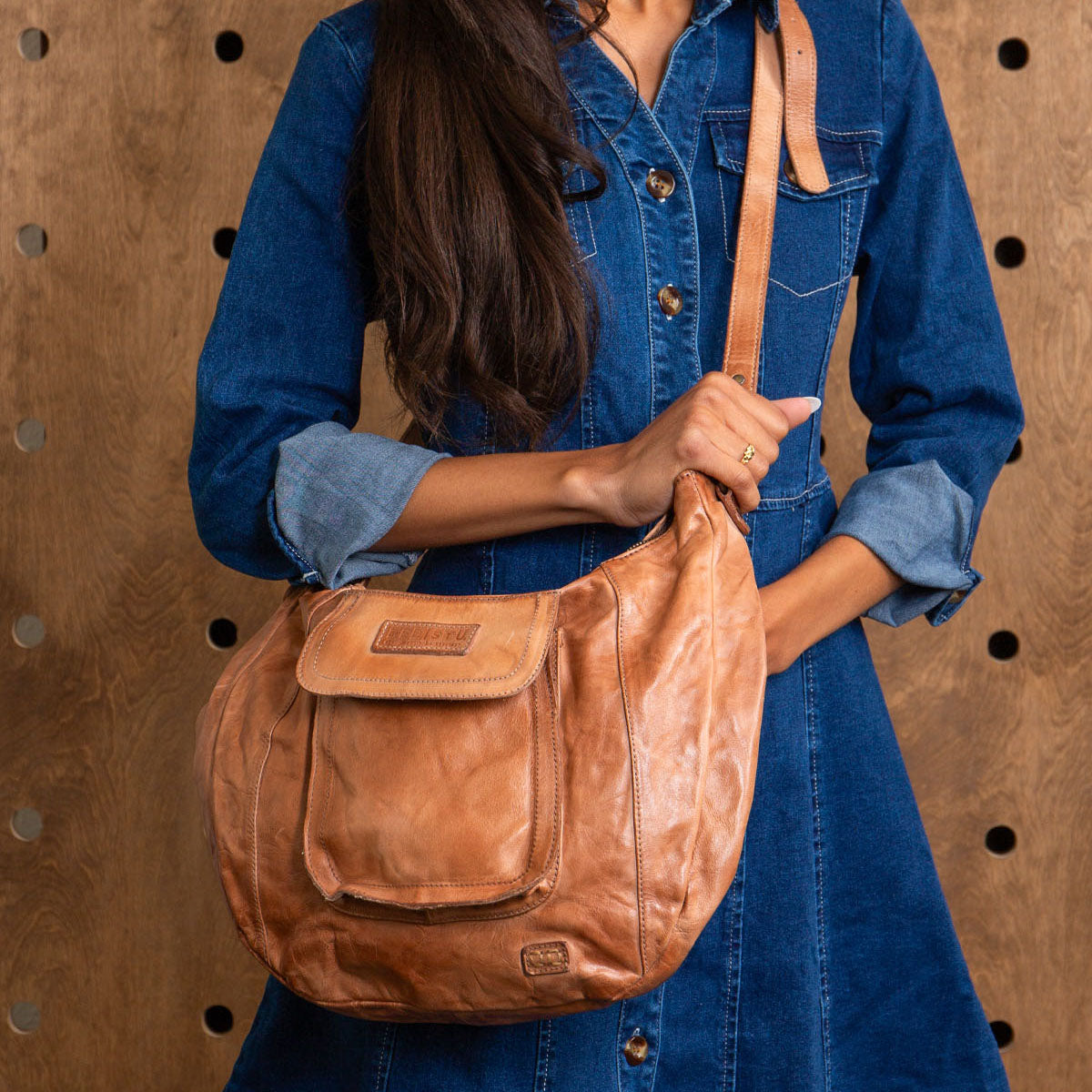 BED STU Manitoba tan dd