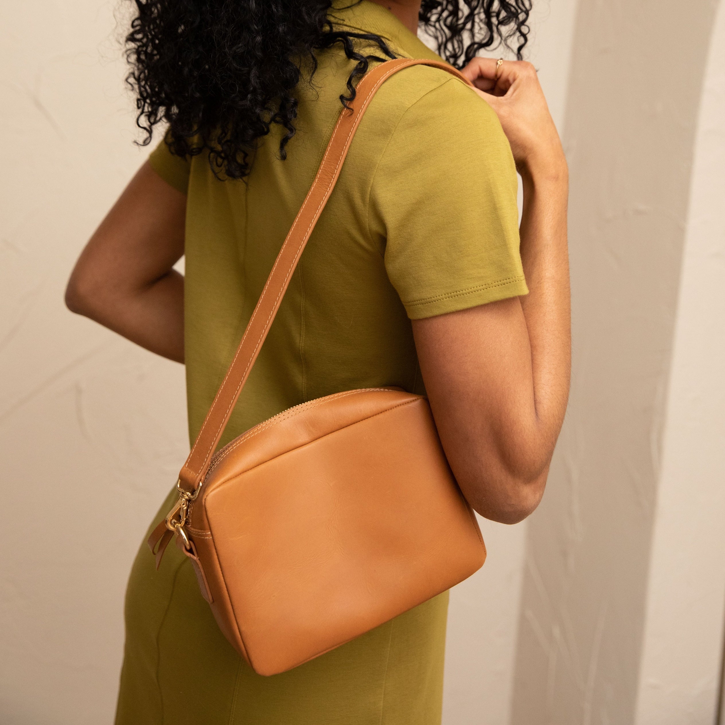 ABLE Aurora Crossbody cognac