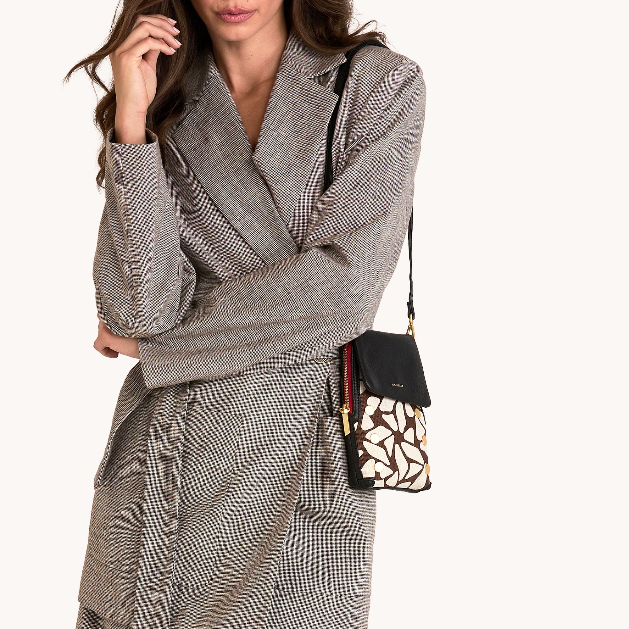 Hammitt VIP Mobile Phone Bag giraffe/brushed gold red zip