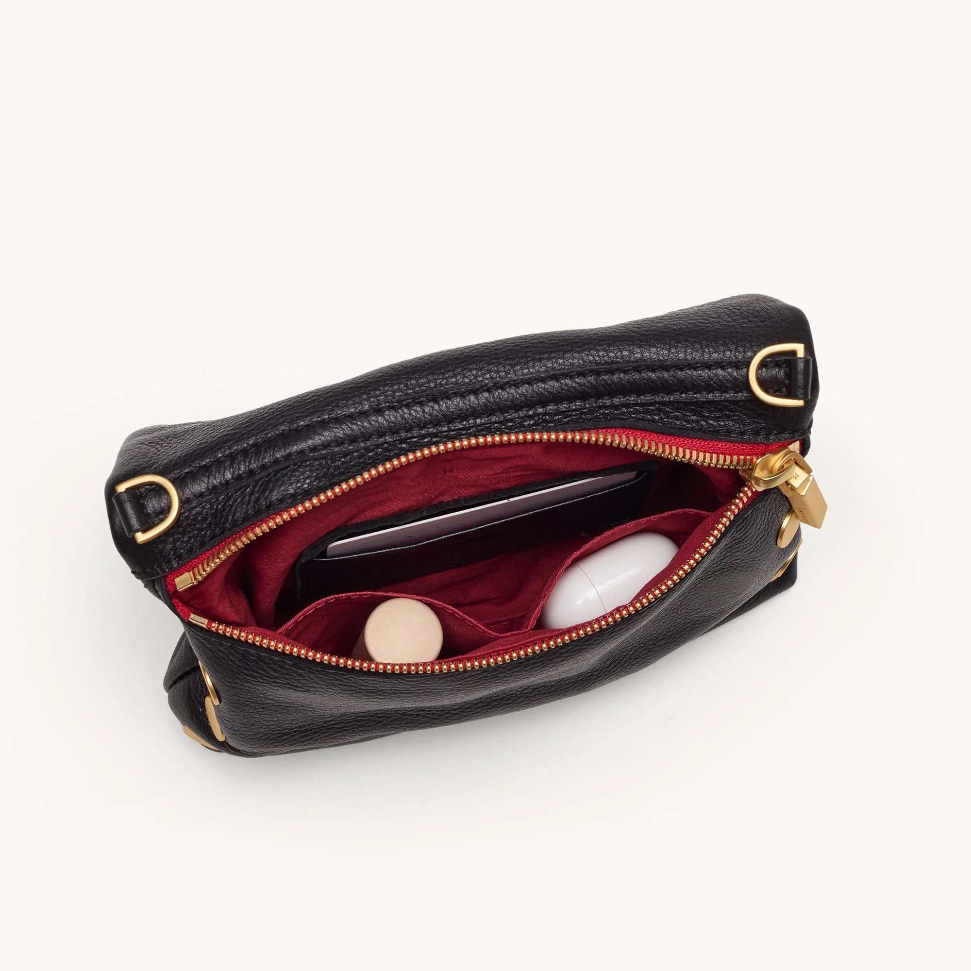 Hammitt VIP Sml Crossbody Clutch black/brushed gold red zip