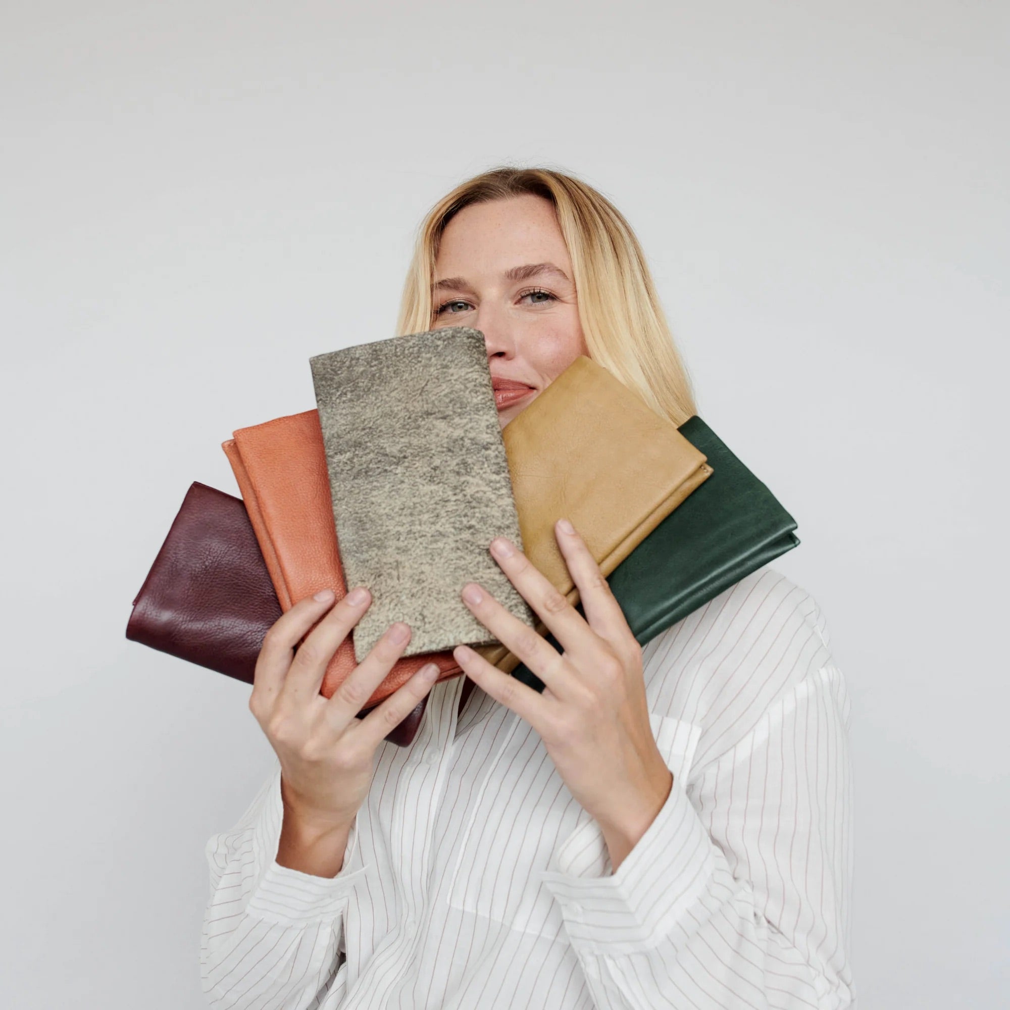 Latico Eloise Wallet cognac leather