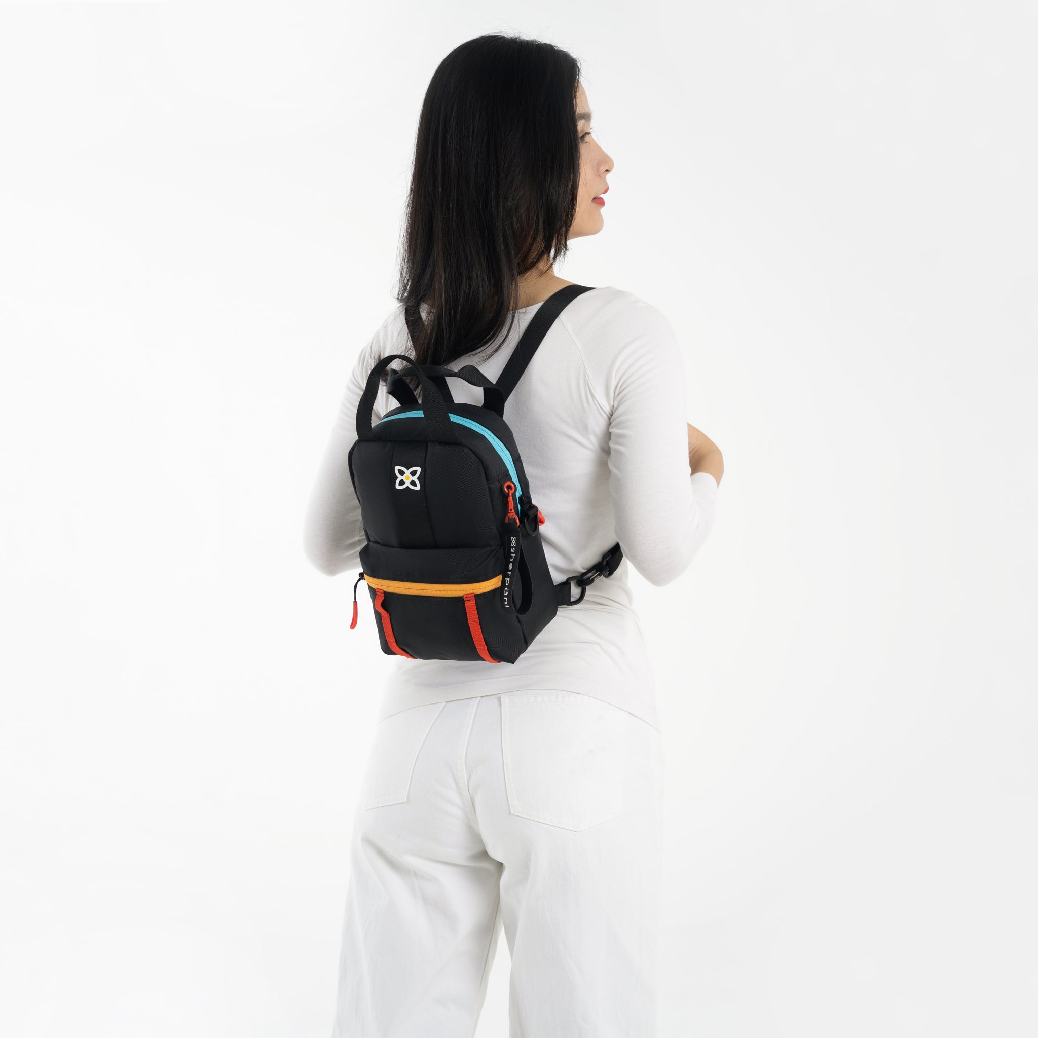 Sherpani Logan Mini Backpack/Crossbody chromatic