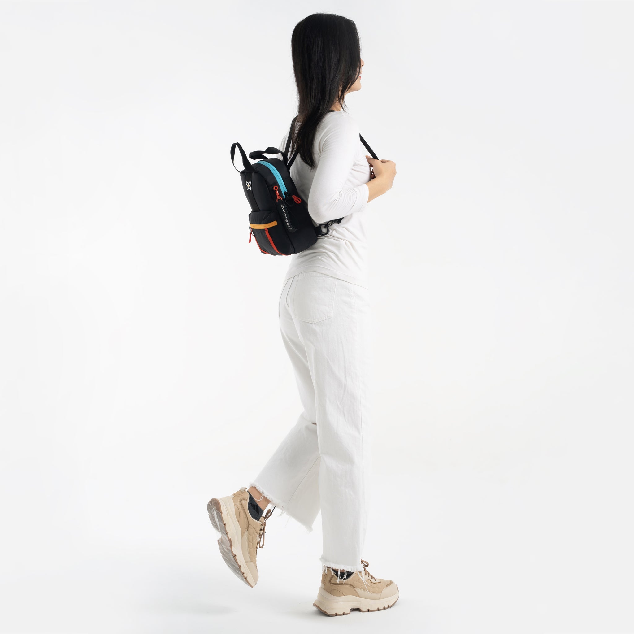 Sherpani Logan Mini Backpack/ Crossbody chromatic