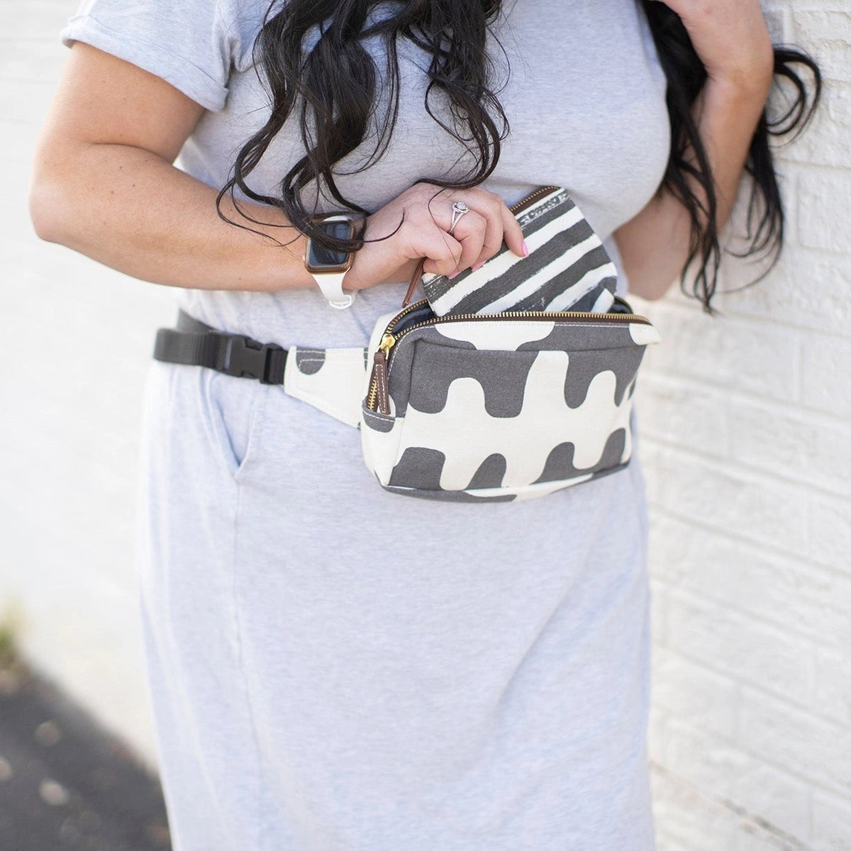 Maika Fanny Pack echo charcoal