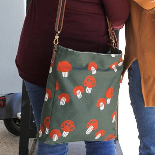 Maika Crossbody Sling Bag mendocino