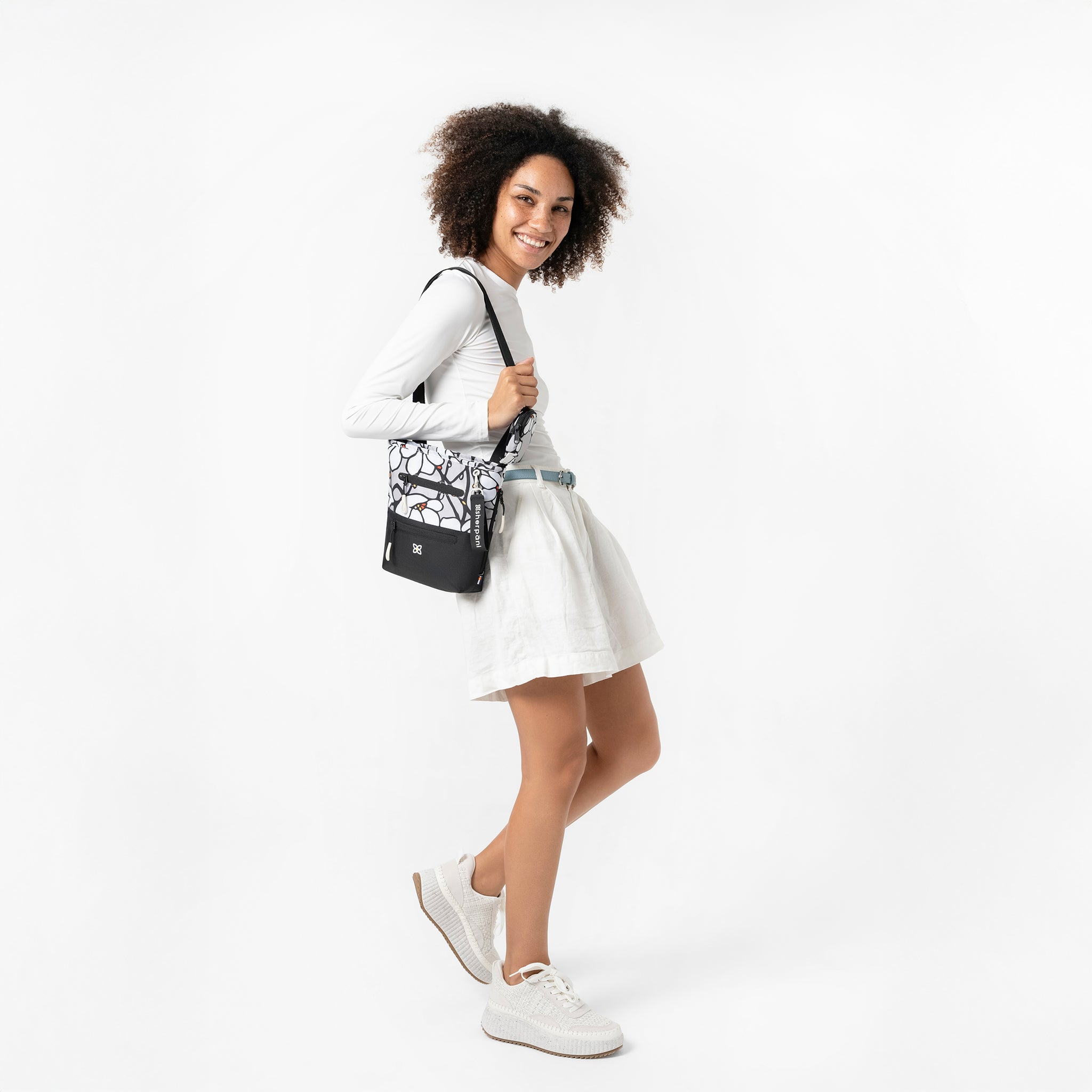 Sherpani Sadie Crossbody magnolia