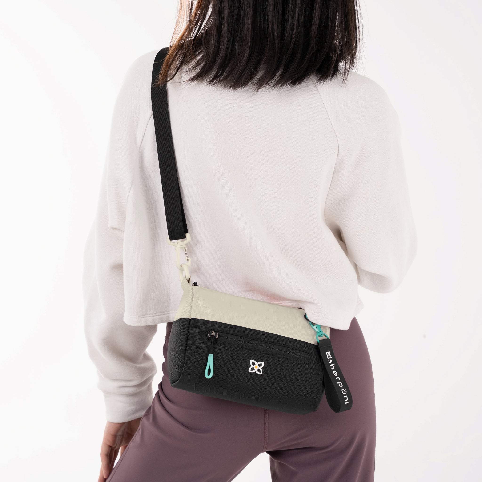 Sherpani Skye Crossbody Handbag bluff