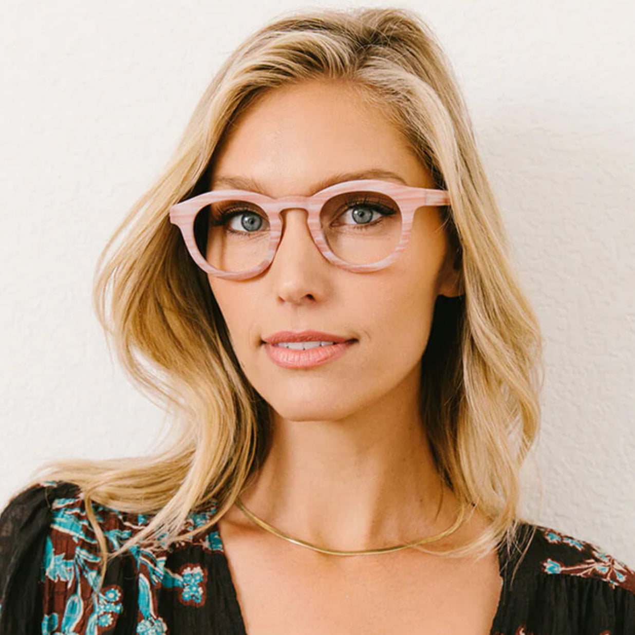 Peepers Stardust Blue Light Readers pink horn