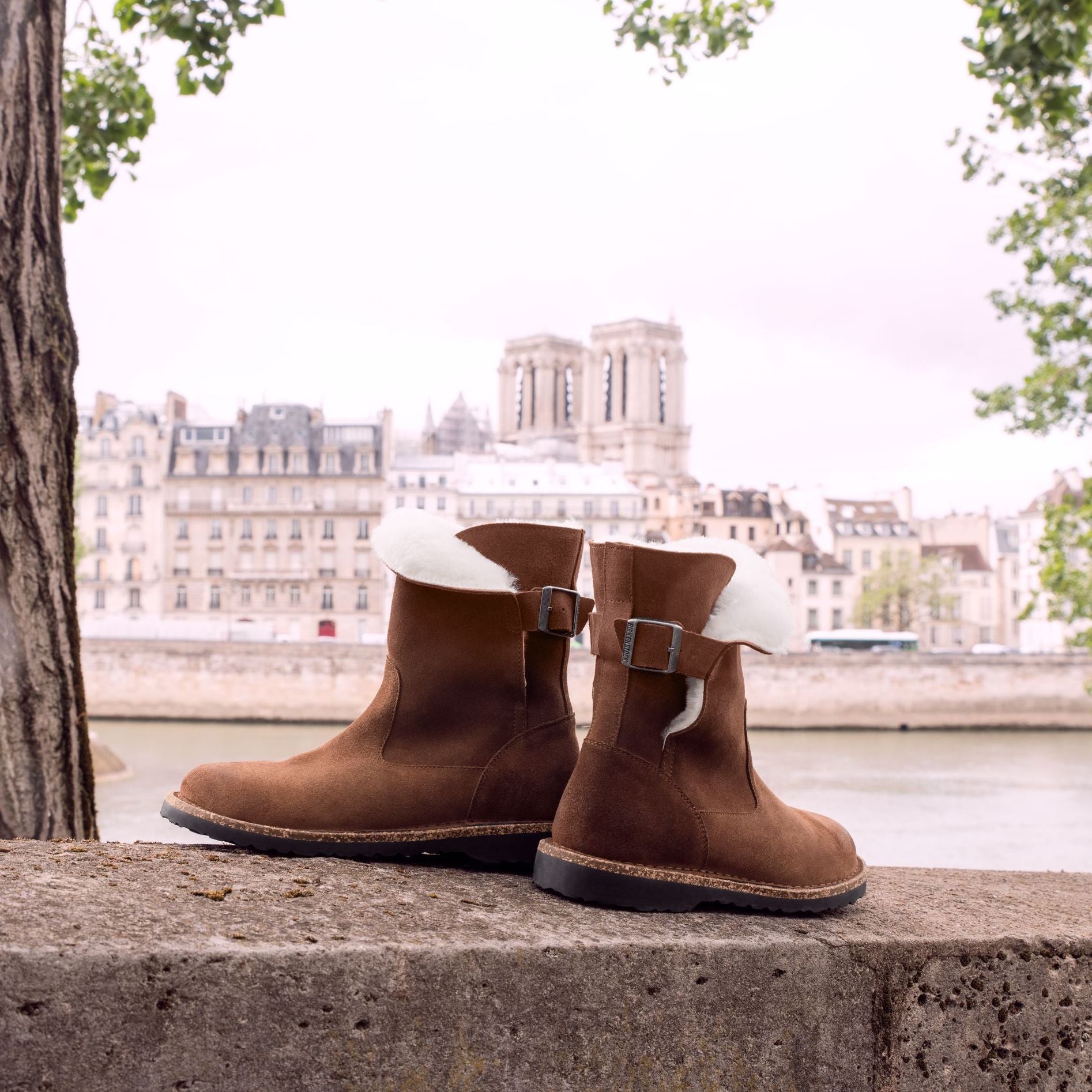 Birkenstock Limited Edition Uppsala espresso suede/natural shearling