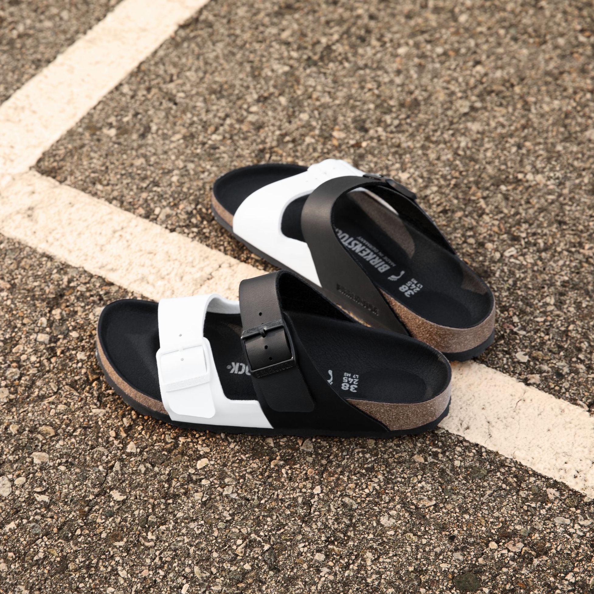 Birkenstock Arizona Split black/white Birko-Flor