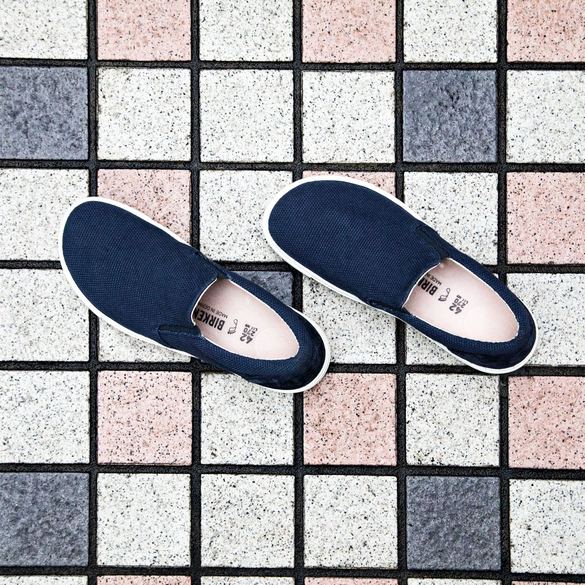 Birkenstock Limited Edition Oswego midnight canvas