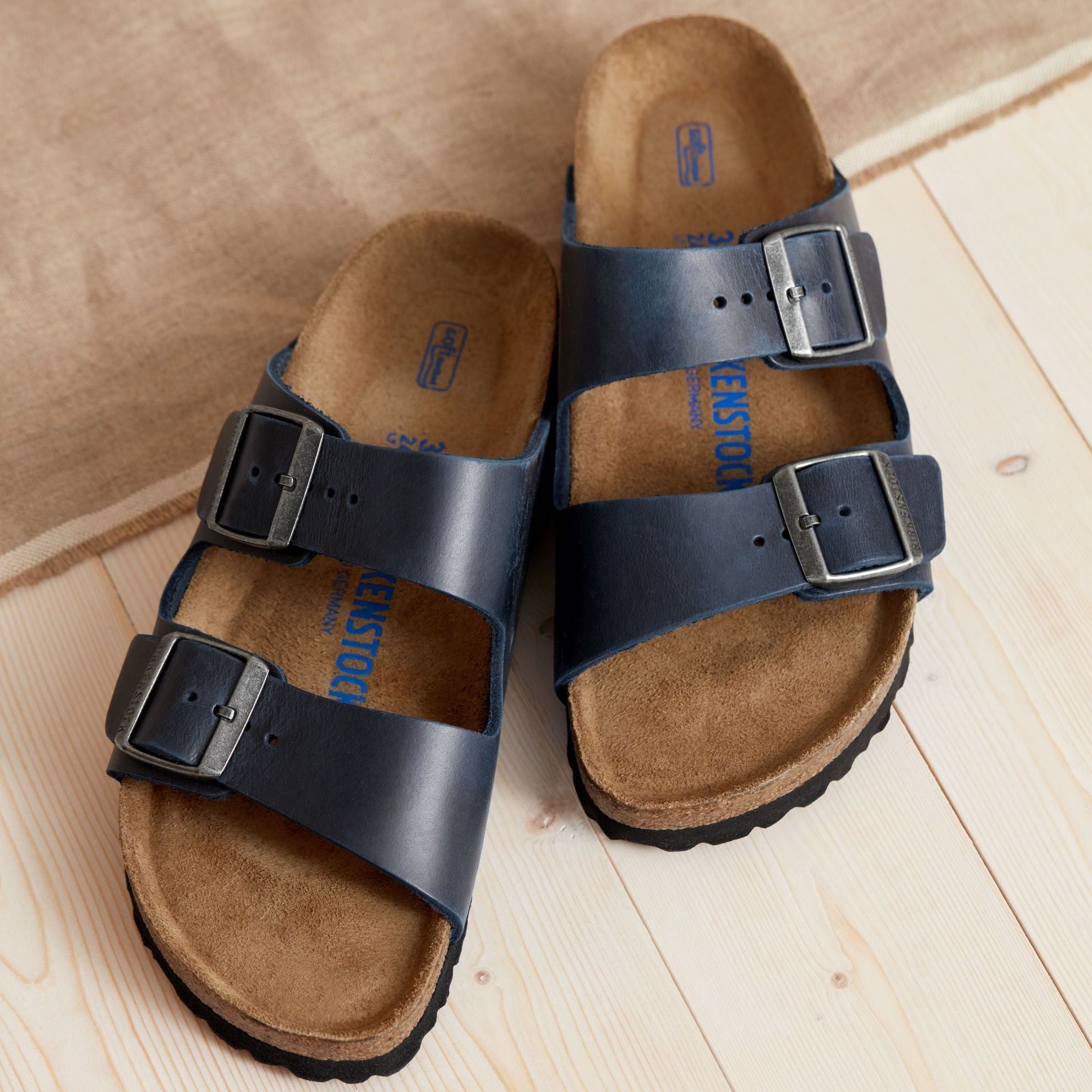 Birkenstock Arizona Soft Footbed blue oiled leather