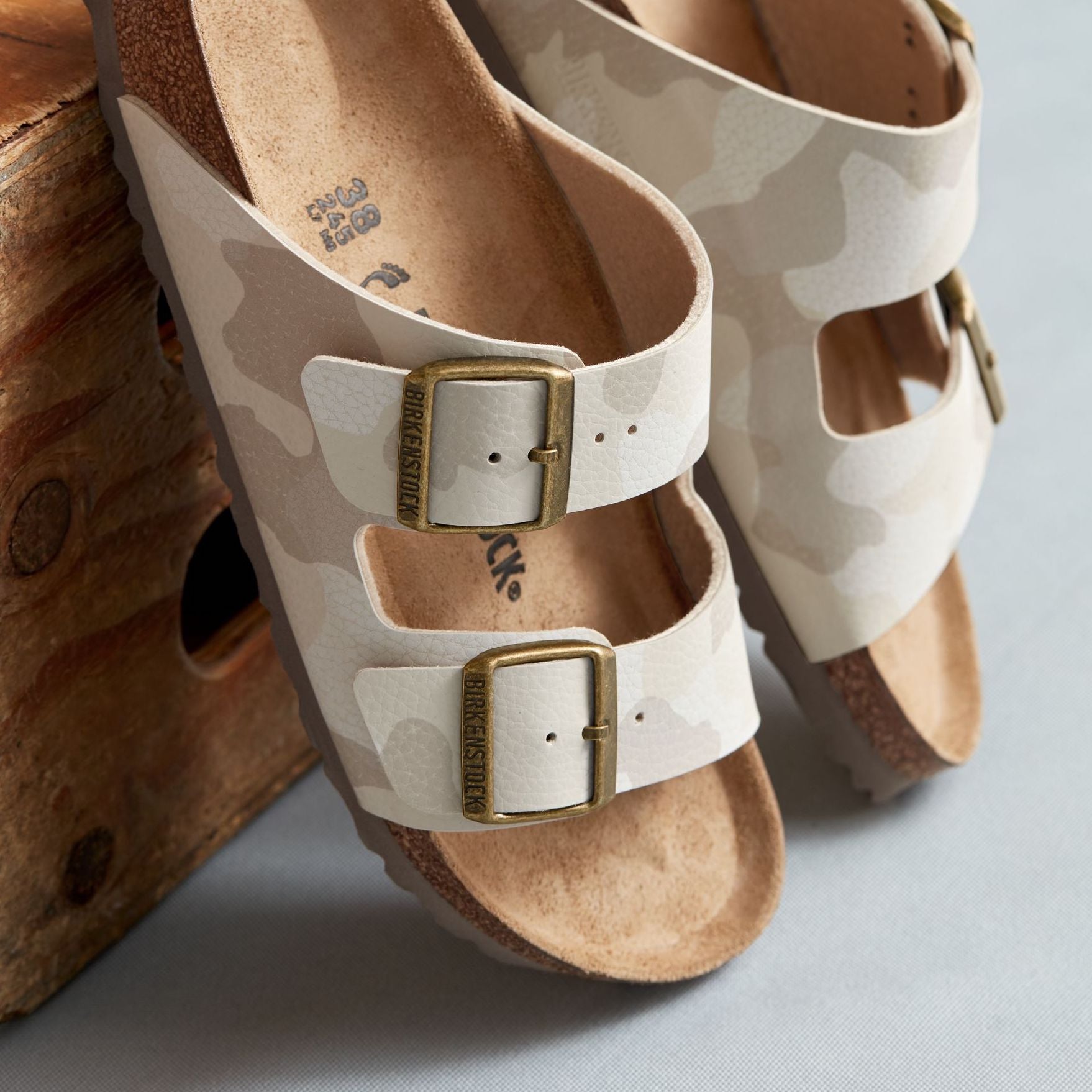 Birkenstock Arizona desert soil sand camo Birko-Flor