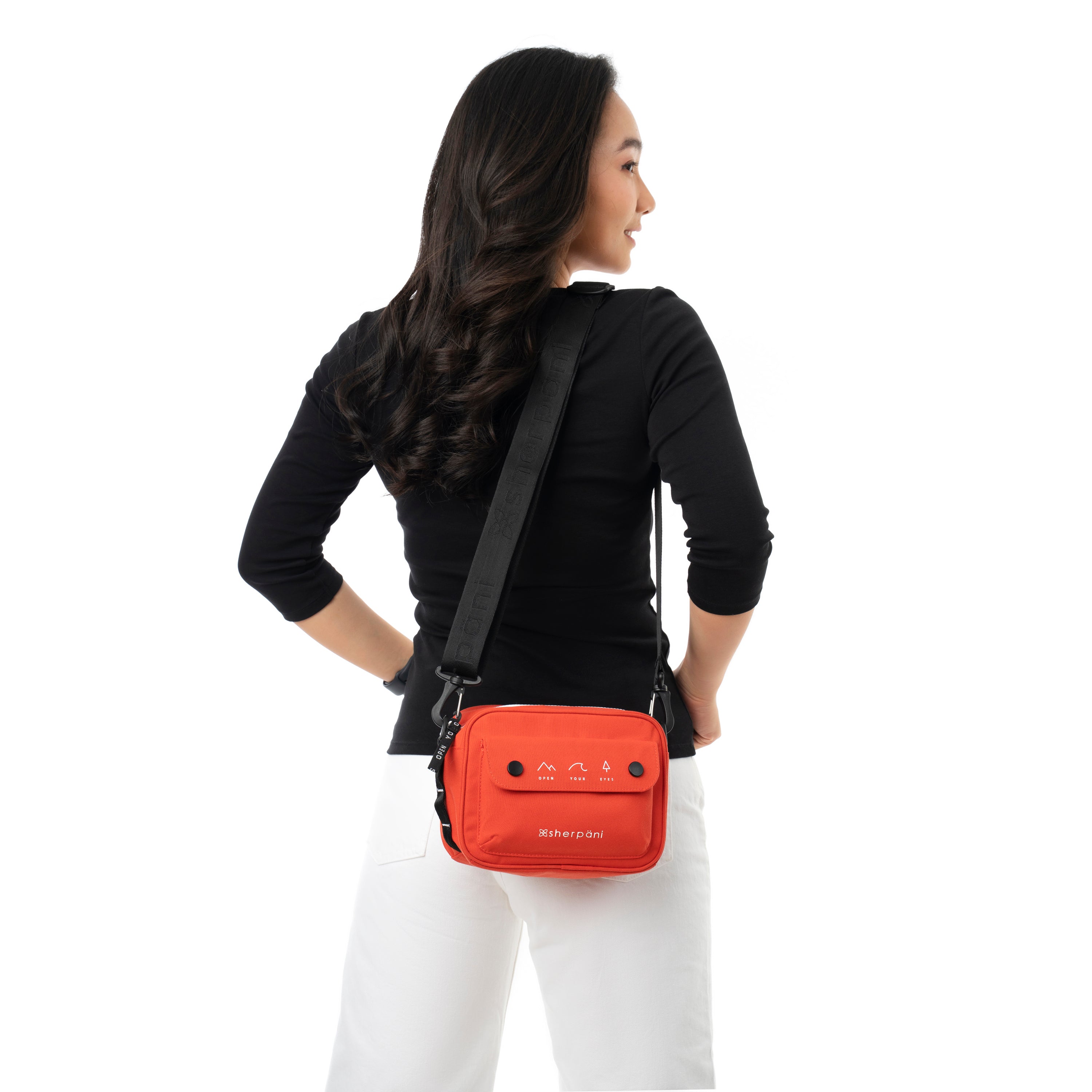 Sherpani Osaka Crossbody poppy