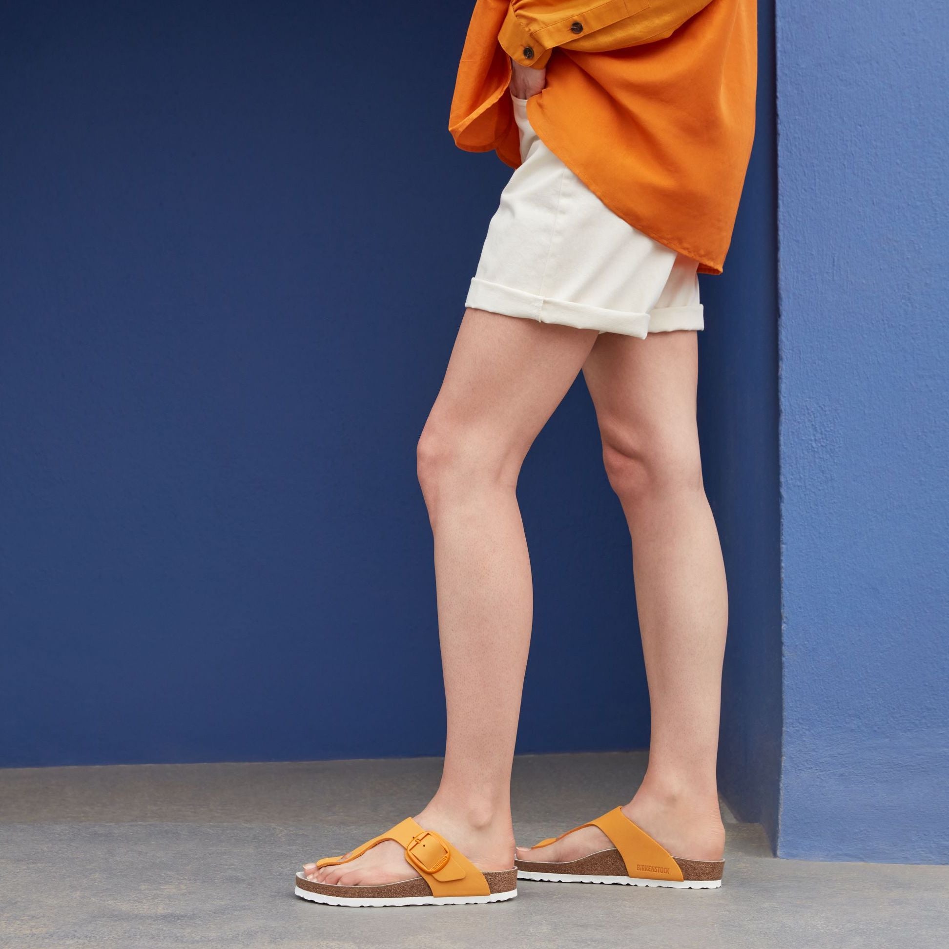 Birkenstock Gizeh Big Buckle apricot nubuck