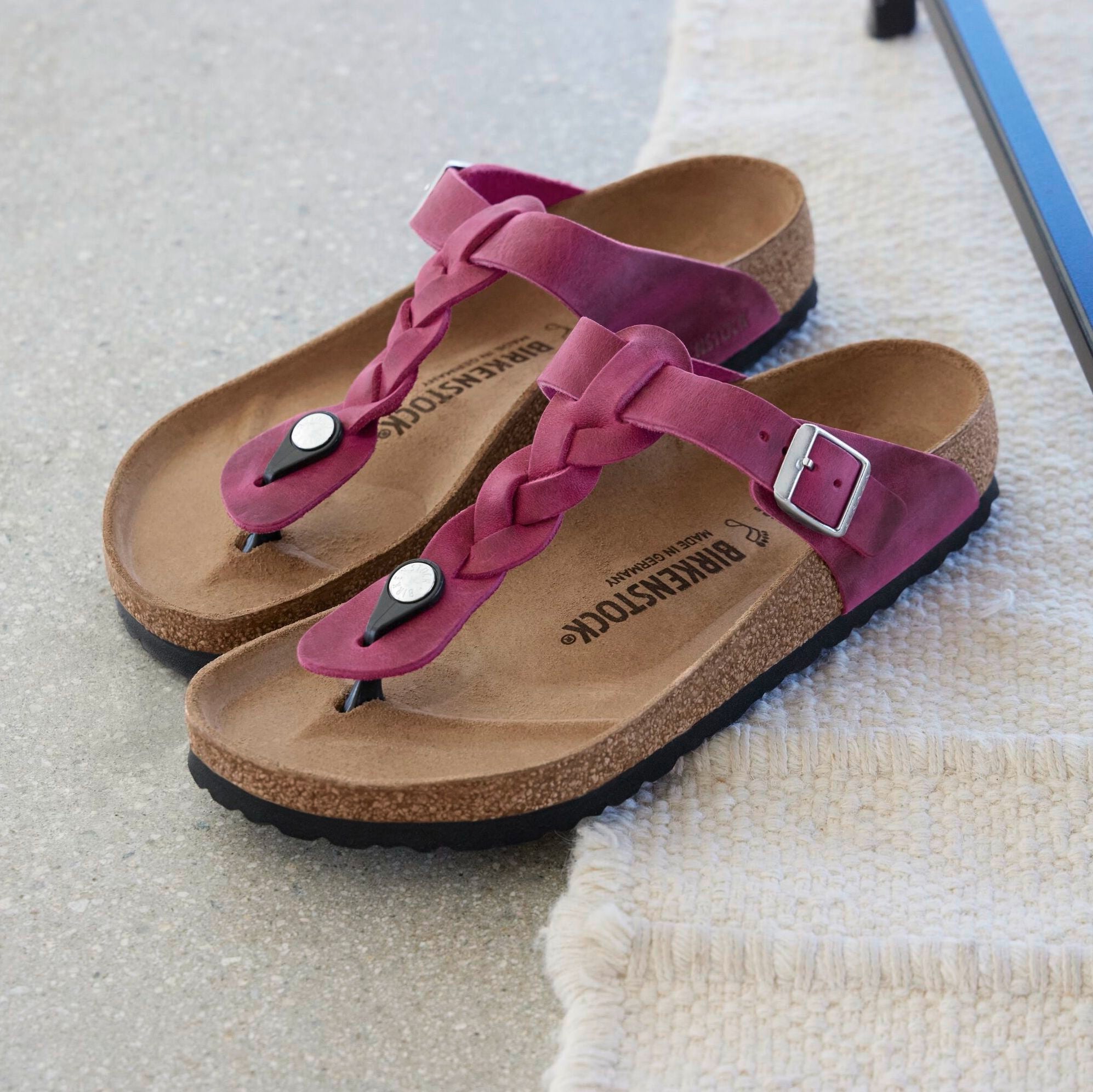Birkenstock Gizeh Braid festival fuchsia oiled leather