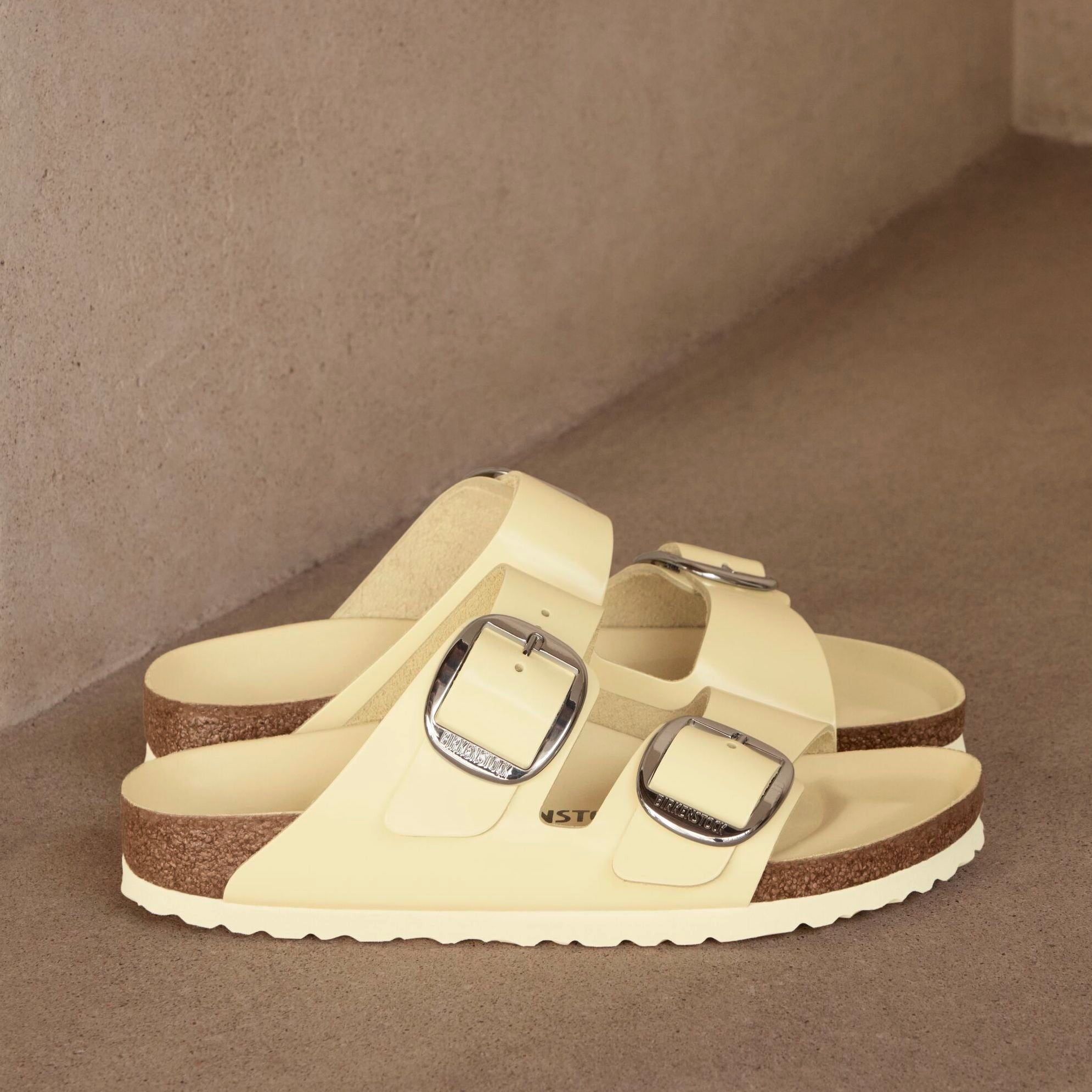 Birkenstock Arizona Big Buckle high shine butter leather