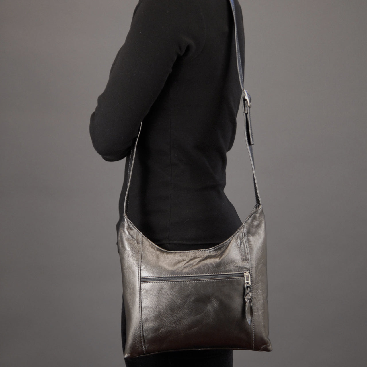 SVEN Style No. 427 Crossbody/ Shoulder Bag