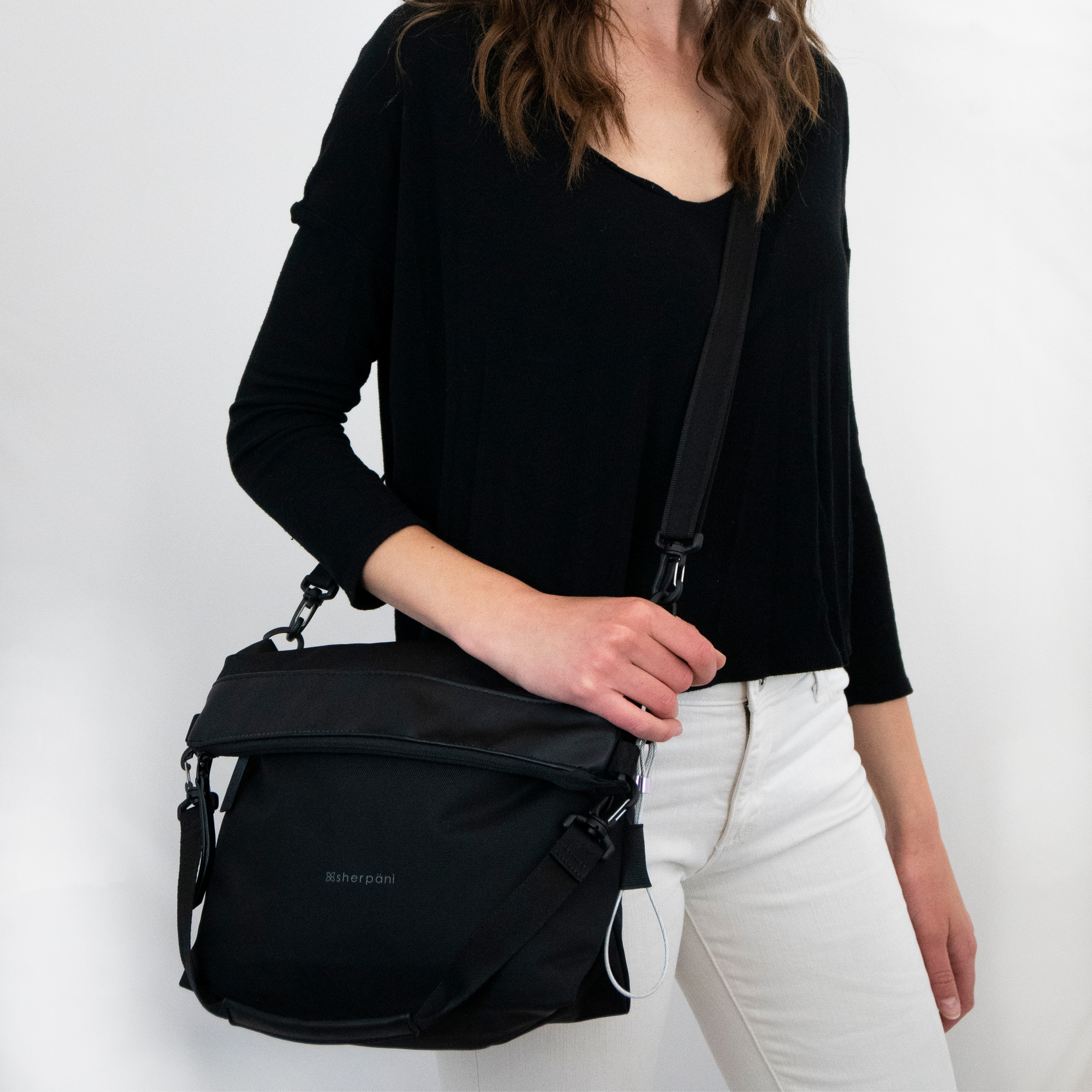 Sherpani Vale AT Convertible Travel Crossbody/ Shoulder Bag carbon