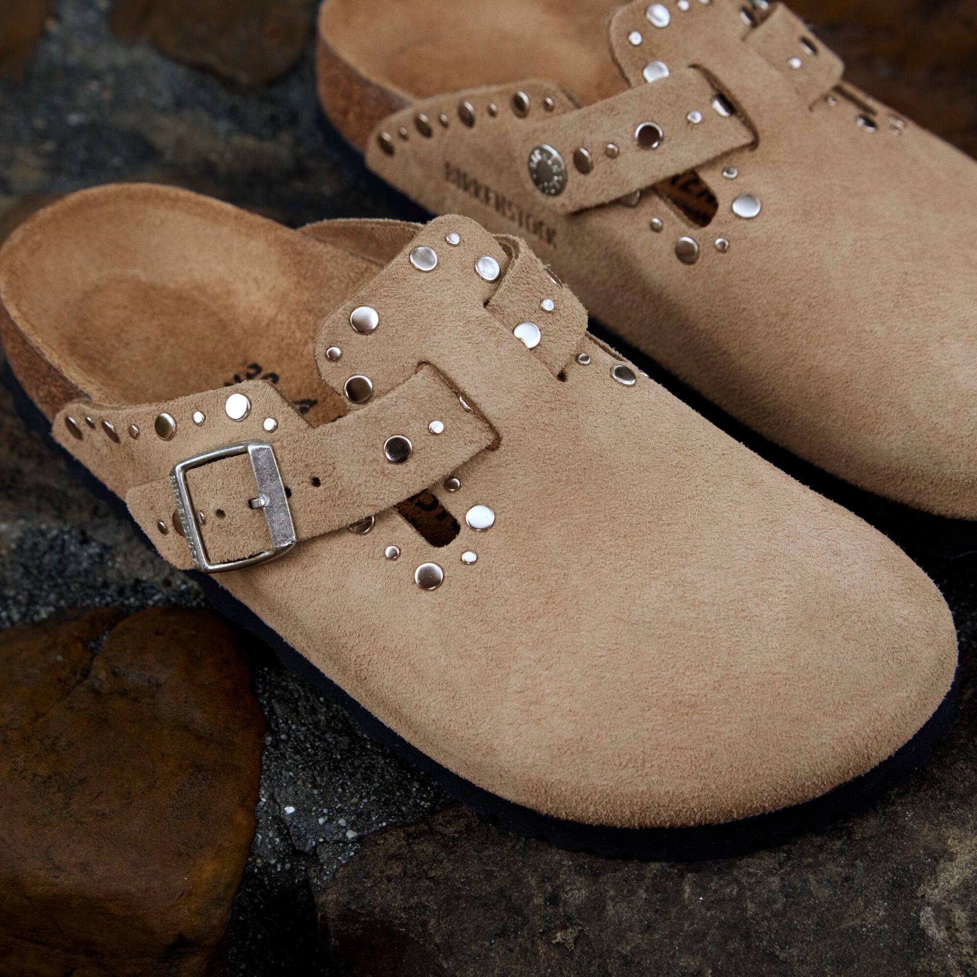Birkenstock Boston Rivets taupe suede