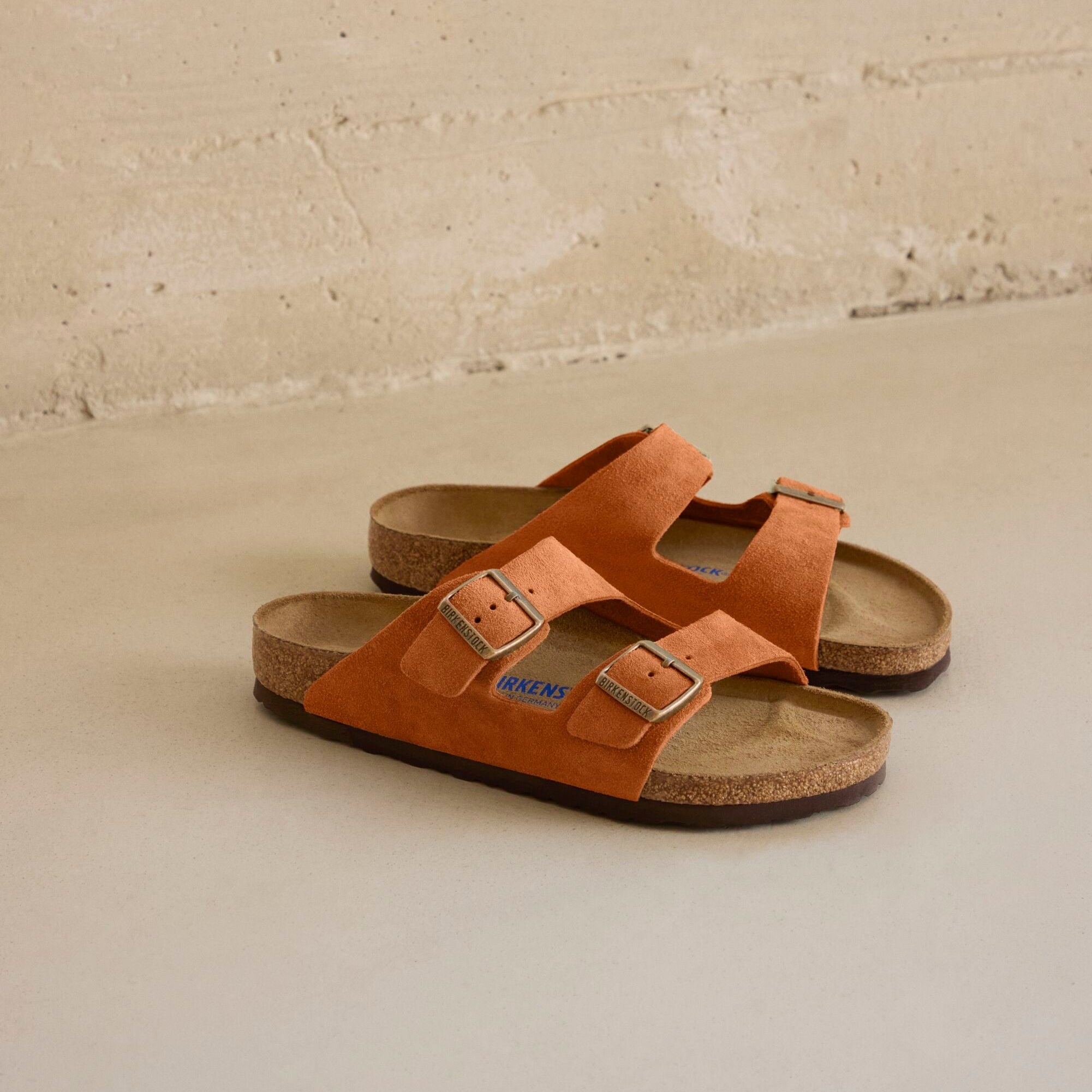 Birkenstock Arizona dark rust suede