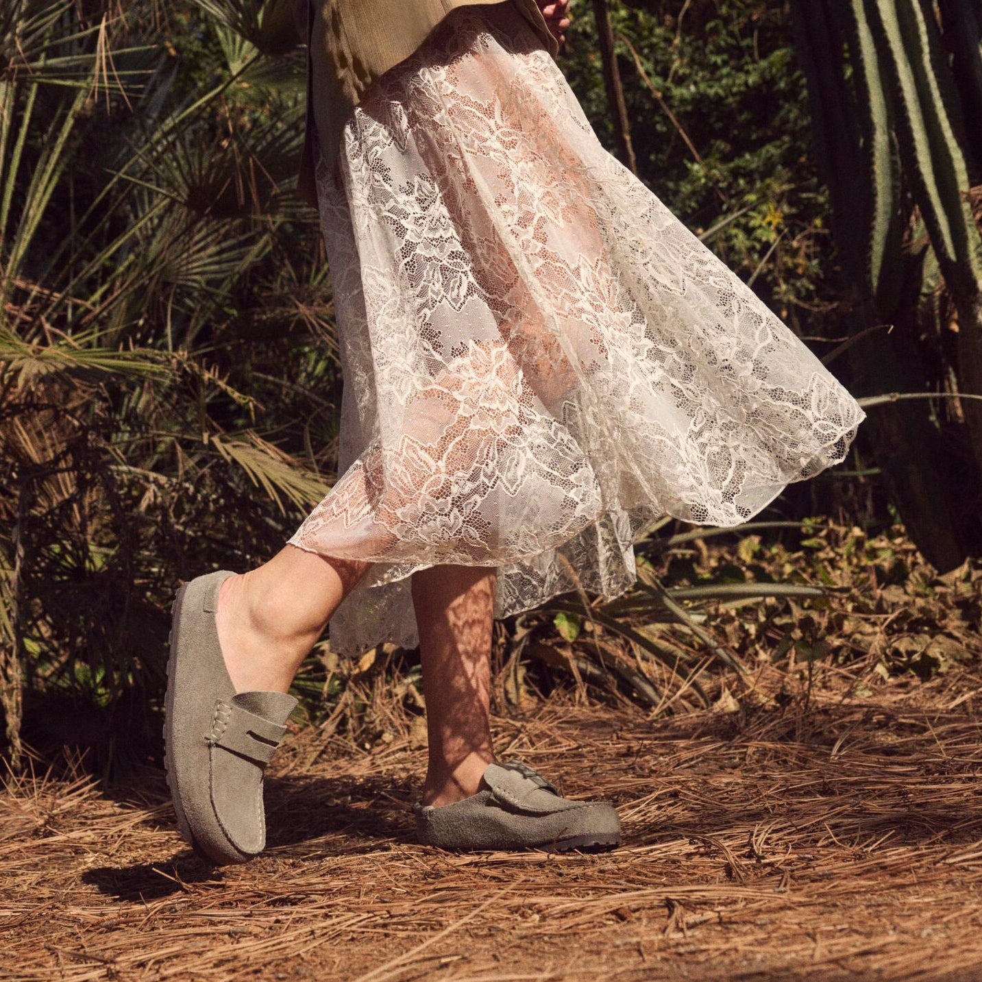 Birkenstock Naples Wrapped taupe suede