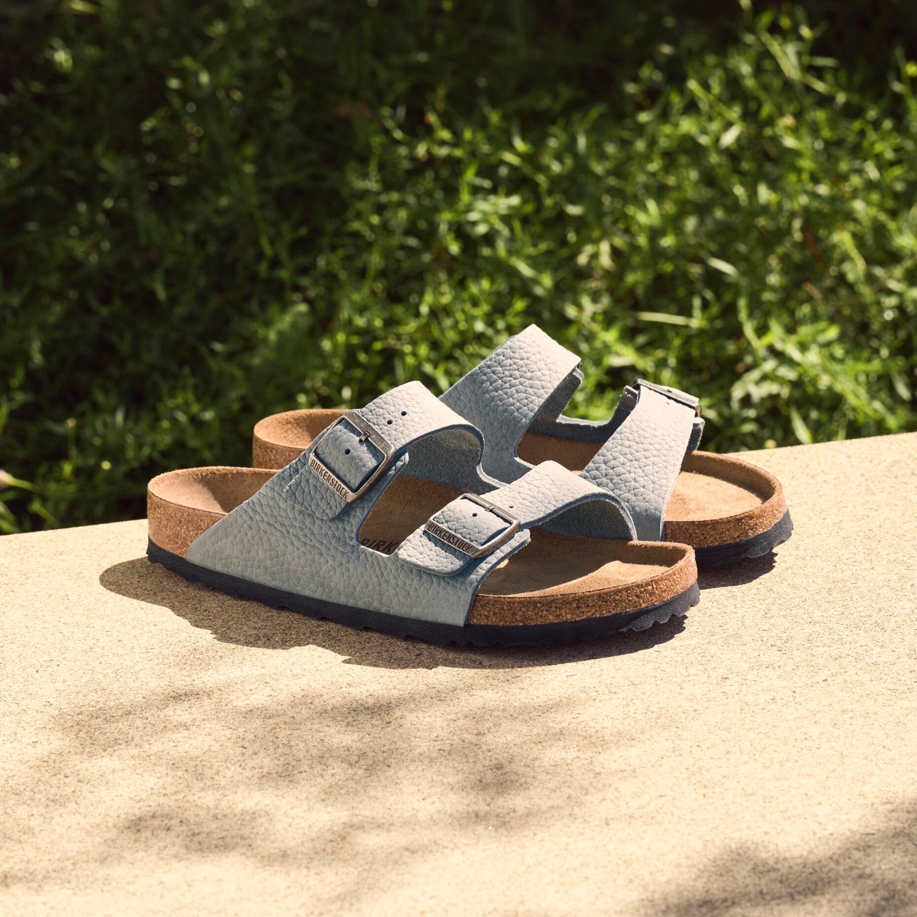 Birkenstock Arizona desert buck whale gray nubuck