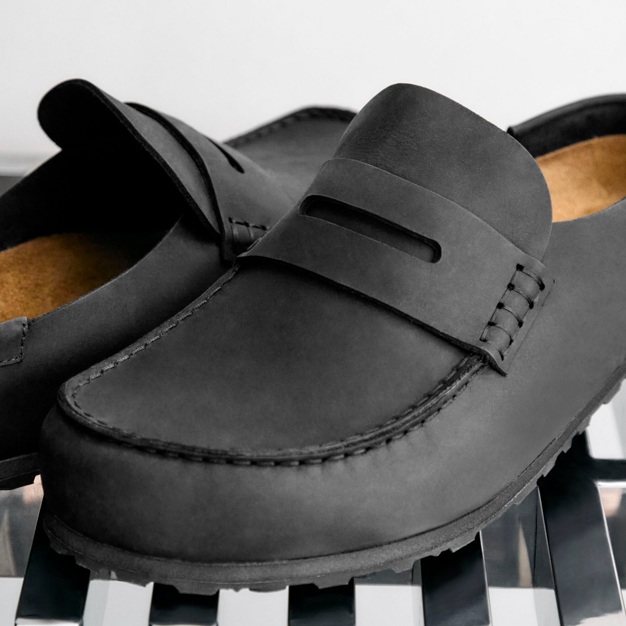 Birkenstock Naples Wrapped black oiled leather