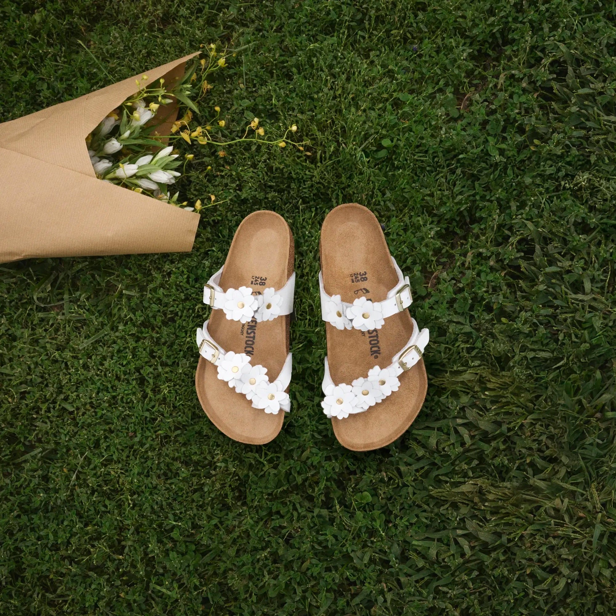 Birkenstock Mayari Flowers white leather
