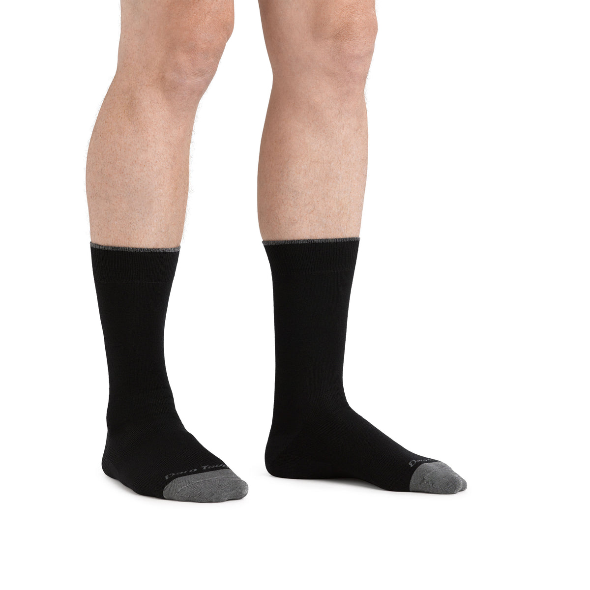 Darn Tough Men's Lifestyle Solid Crew Lightweight with No Cushion solid black
