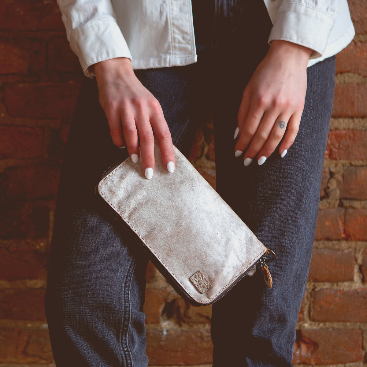 BED STU Templeton II nectar lux tan rustic