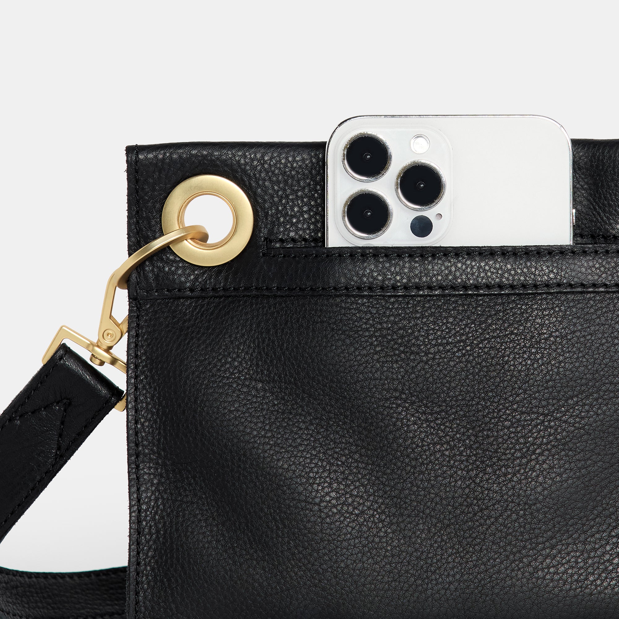 Hammitt Tony Sml Crossbody black/brushed gold red zip