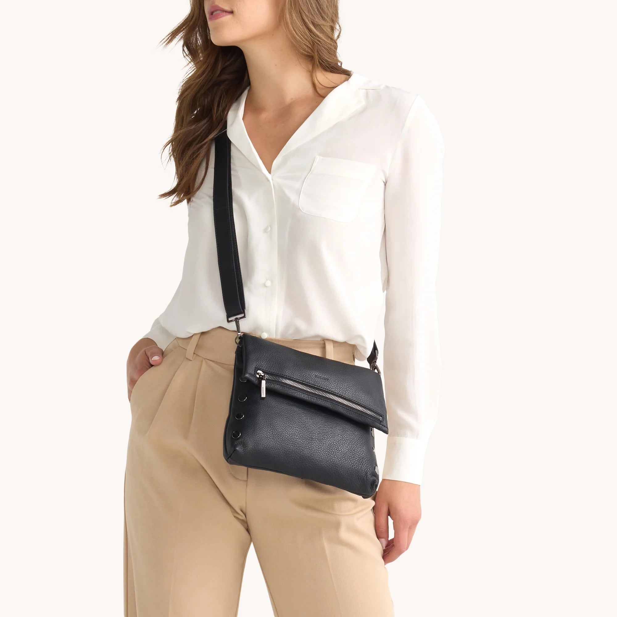 Hammitt VIP Med Crossbody Clutch black/gunmetal