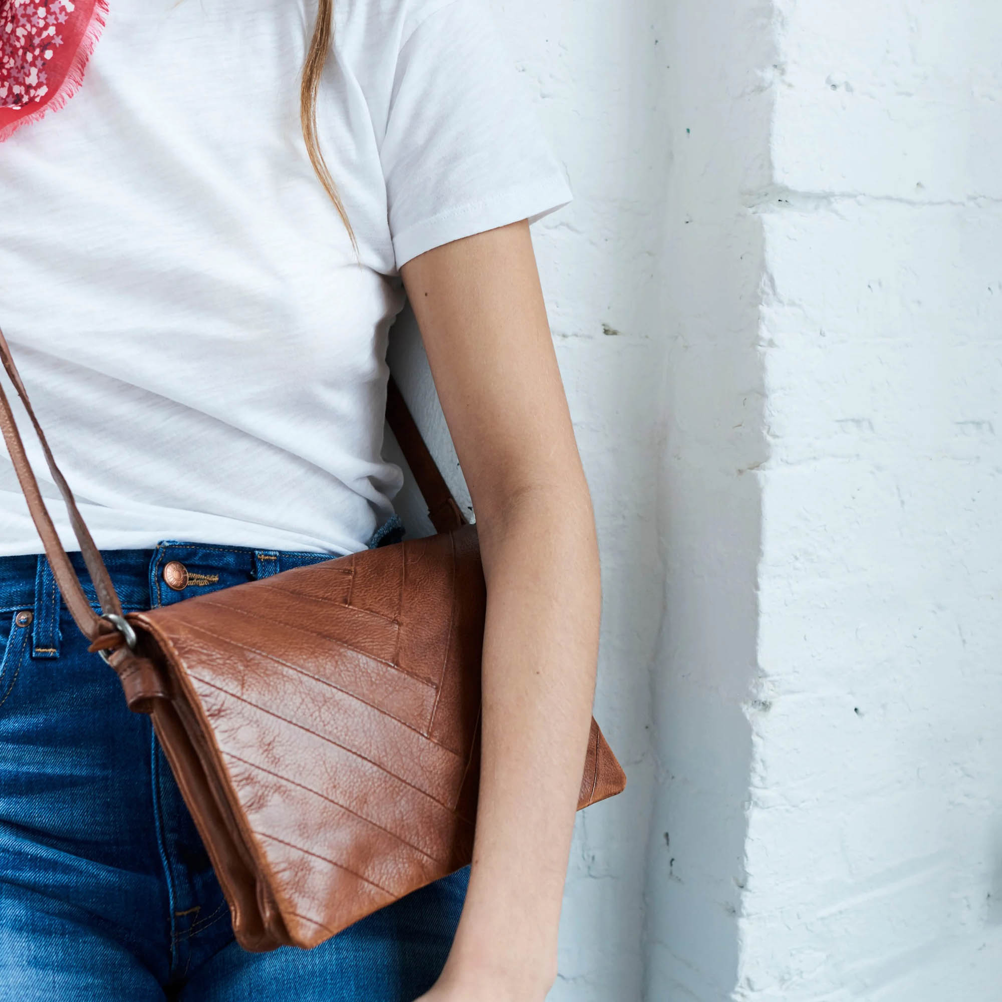 Latico Sunny Crossbody cognac leather