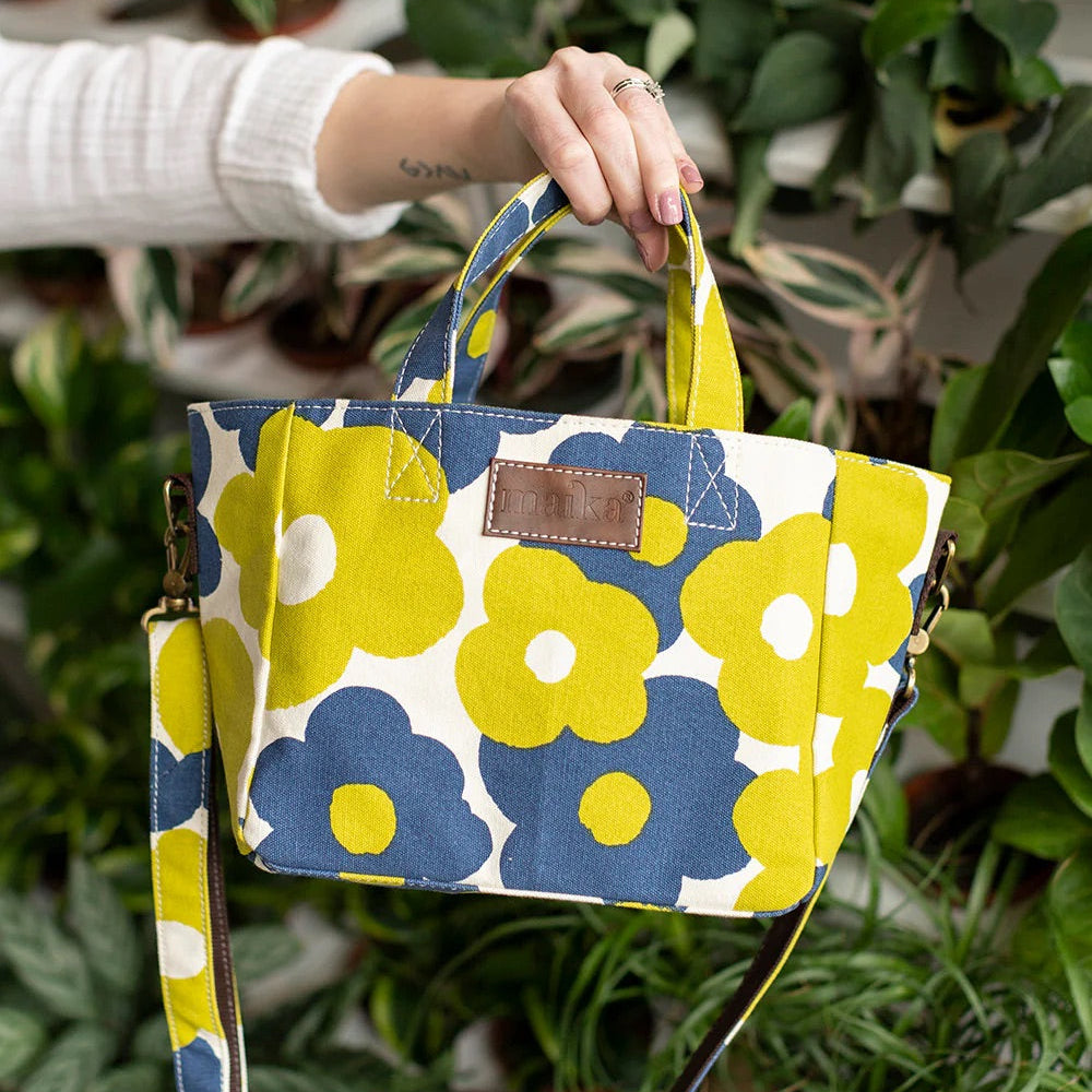 Maika Mini Tote hana