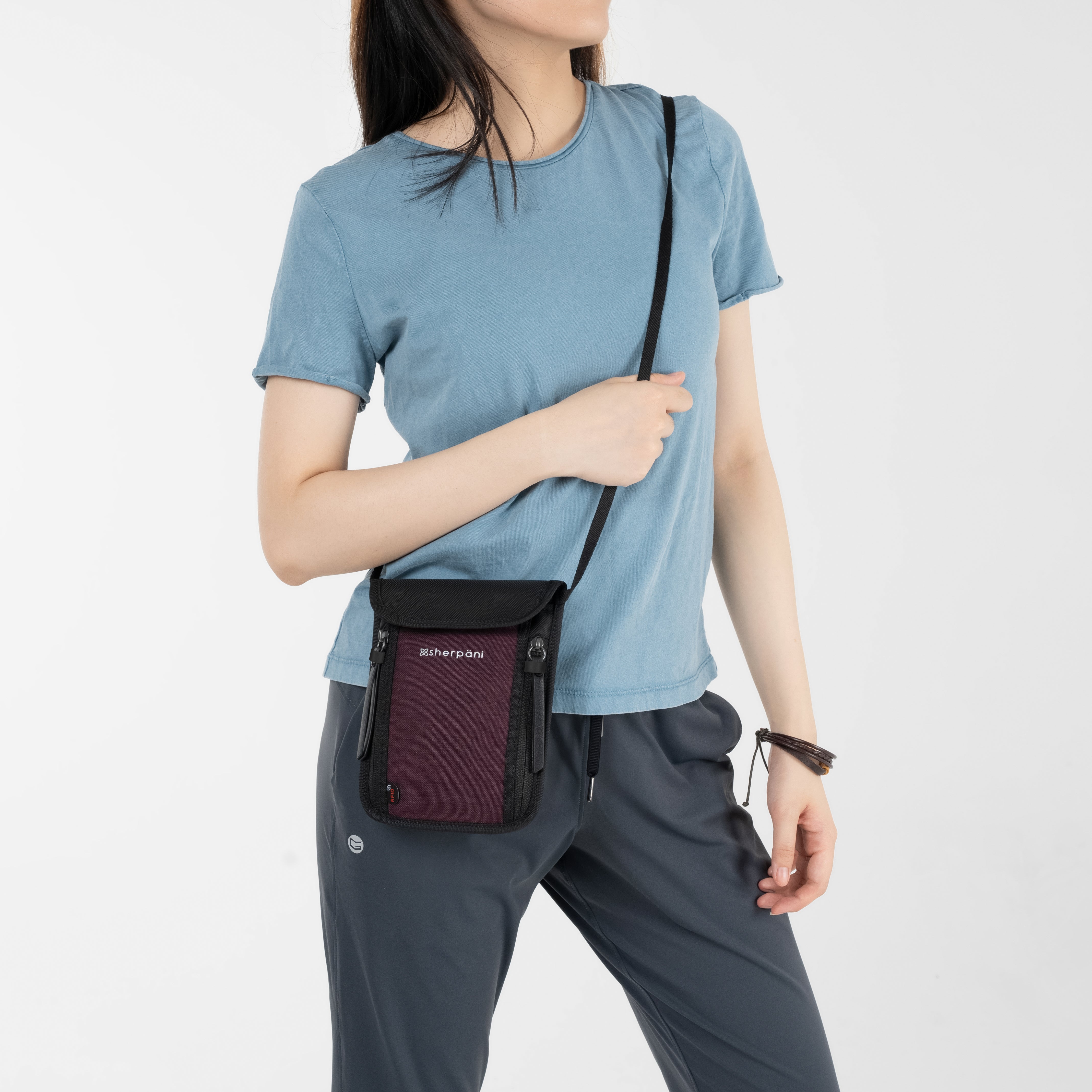 Sherpani Piper AT Travel Mini Crossbody merlot