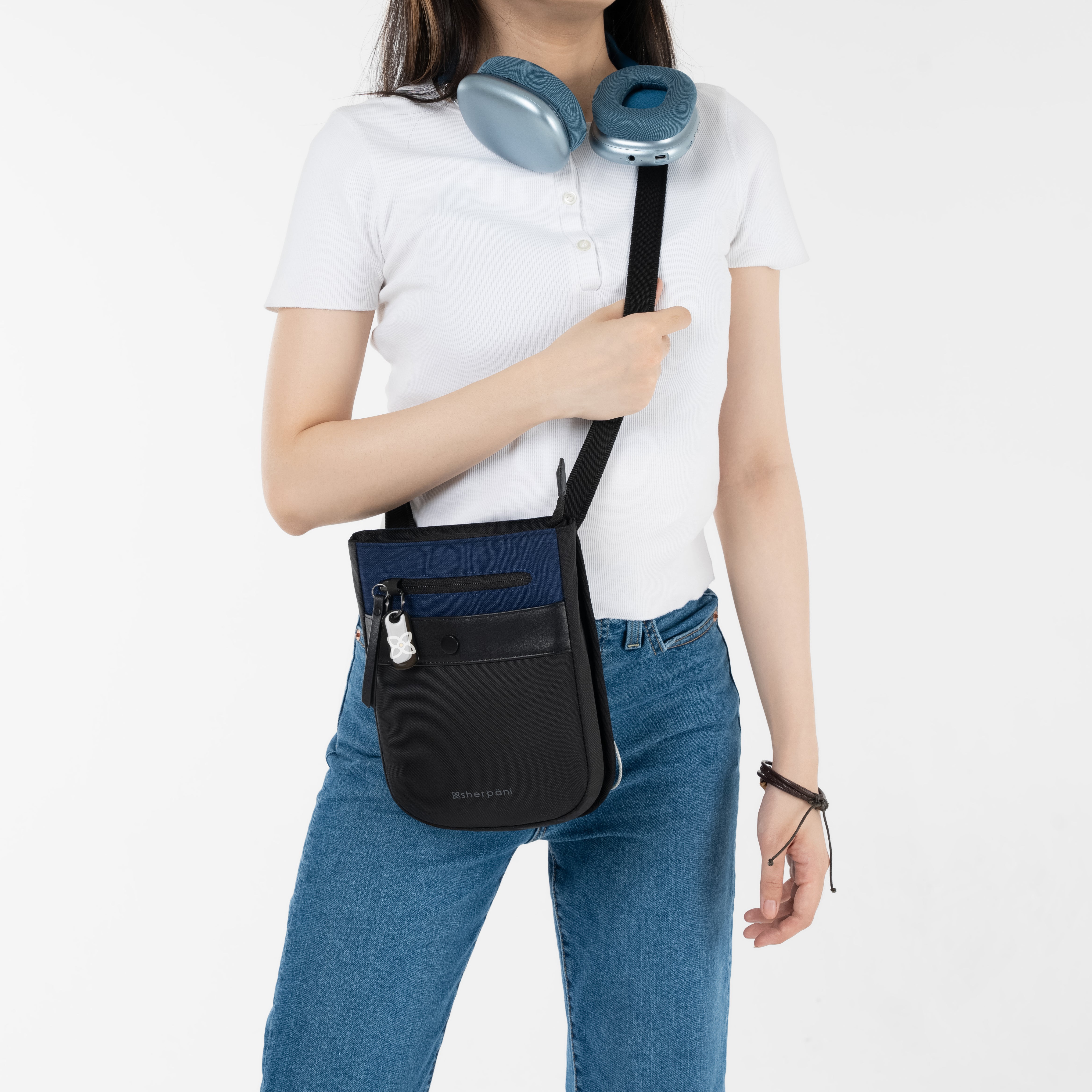 Sherpani Prima AT Travel Crossbody indigo