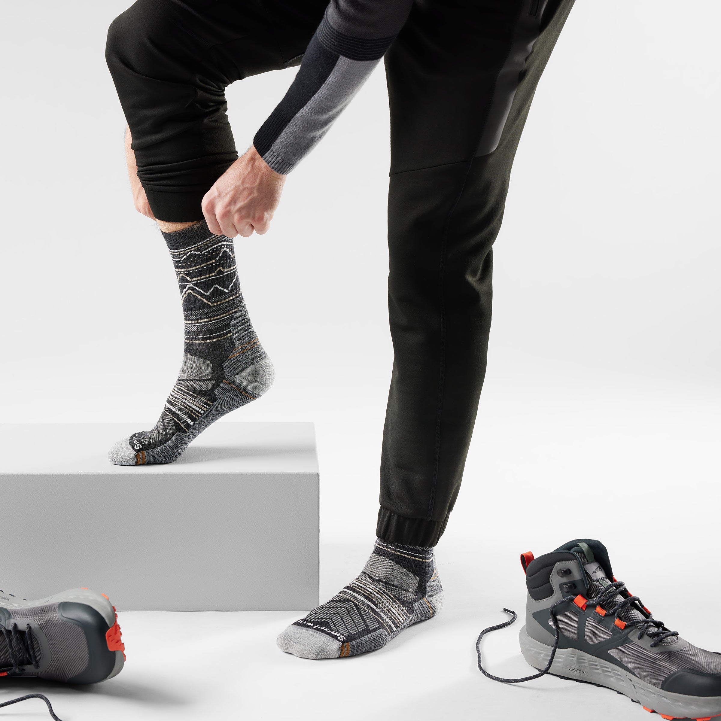 Smartwool Hike Light Cushion Mountain Range Pattern Crew charcoal/light gray
