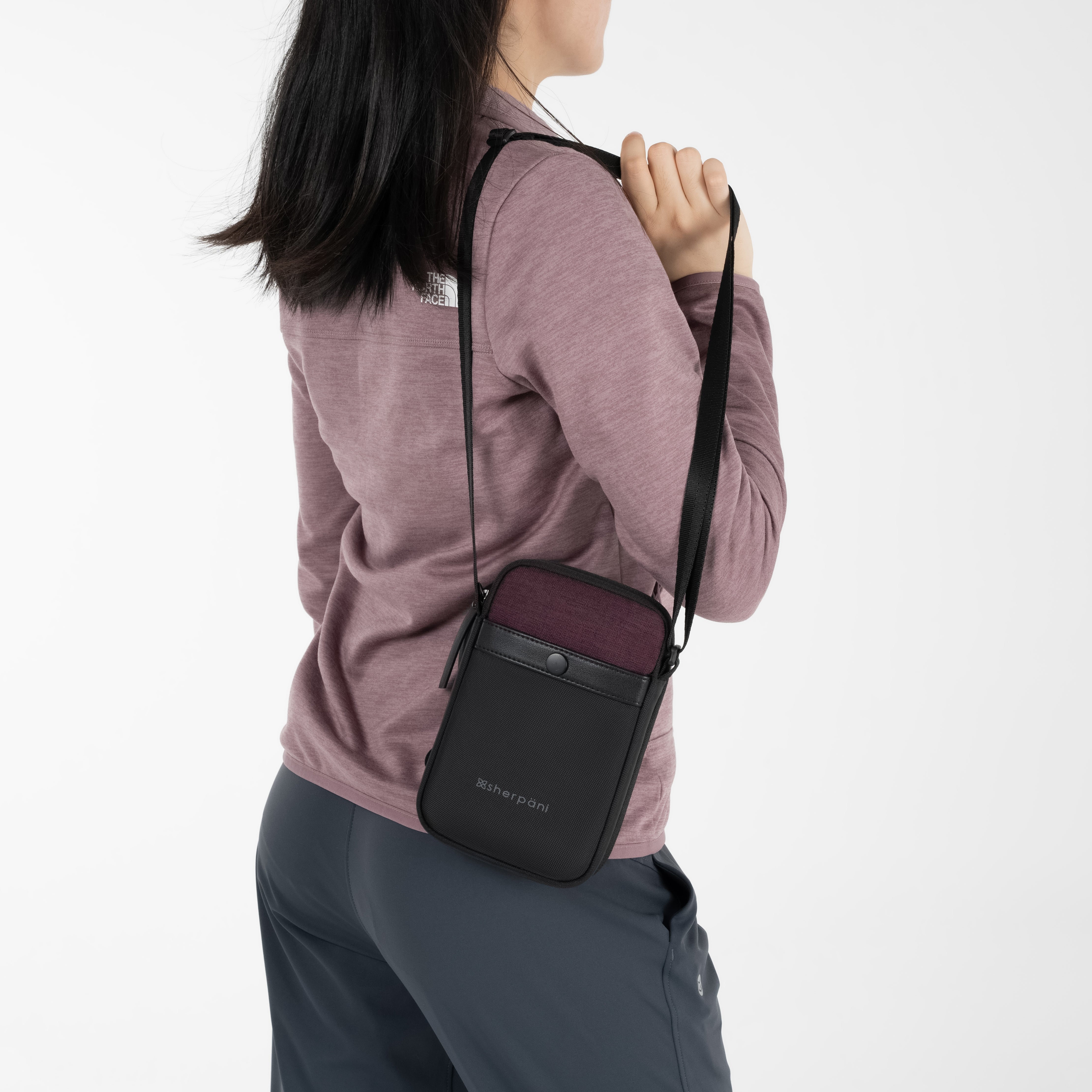 Sherpani Simplicity AT Travel Crossbody Wallet merlot