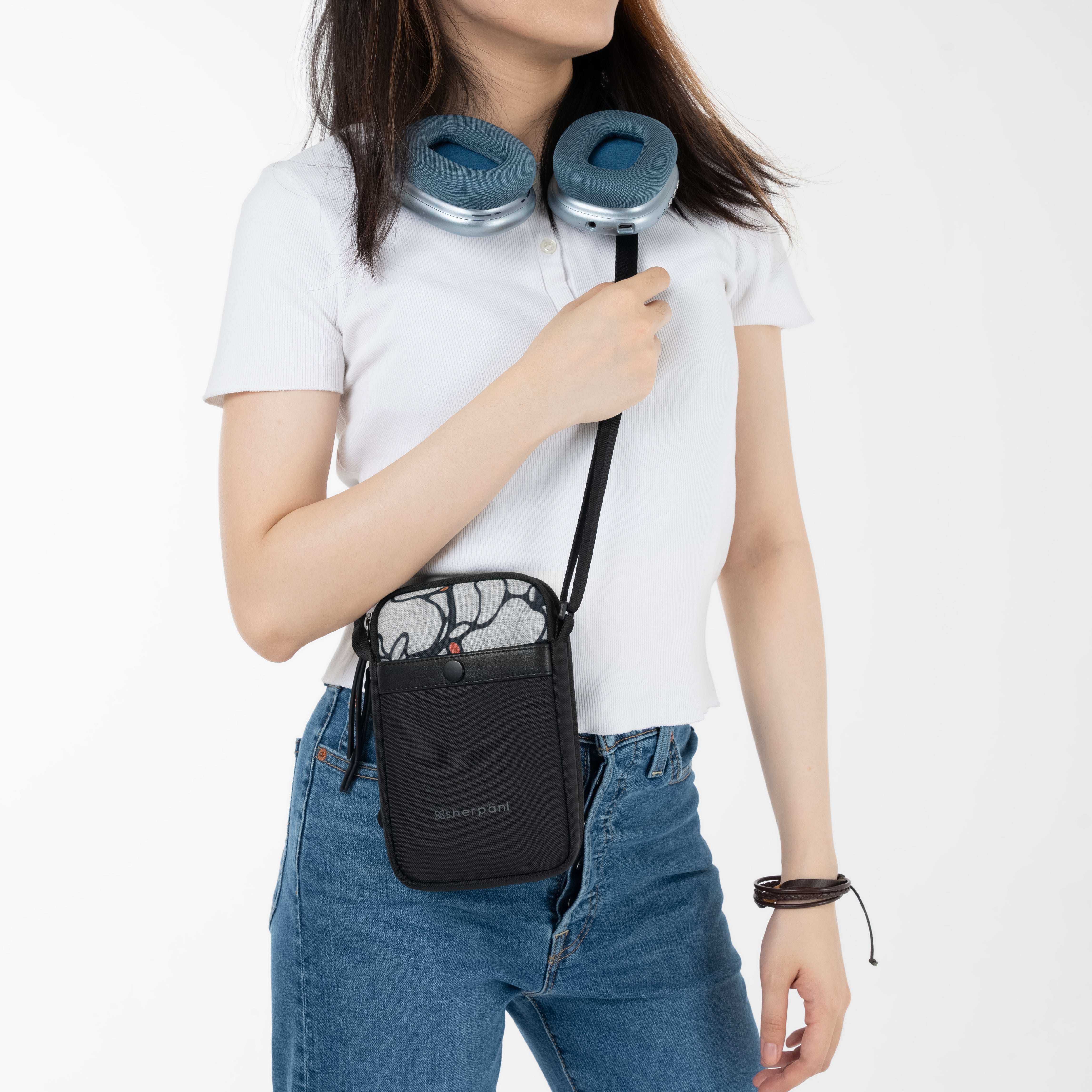 Sherpani Simplicity AT Travel Crossbody Wallet sakura